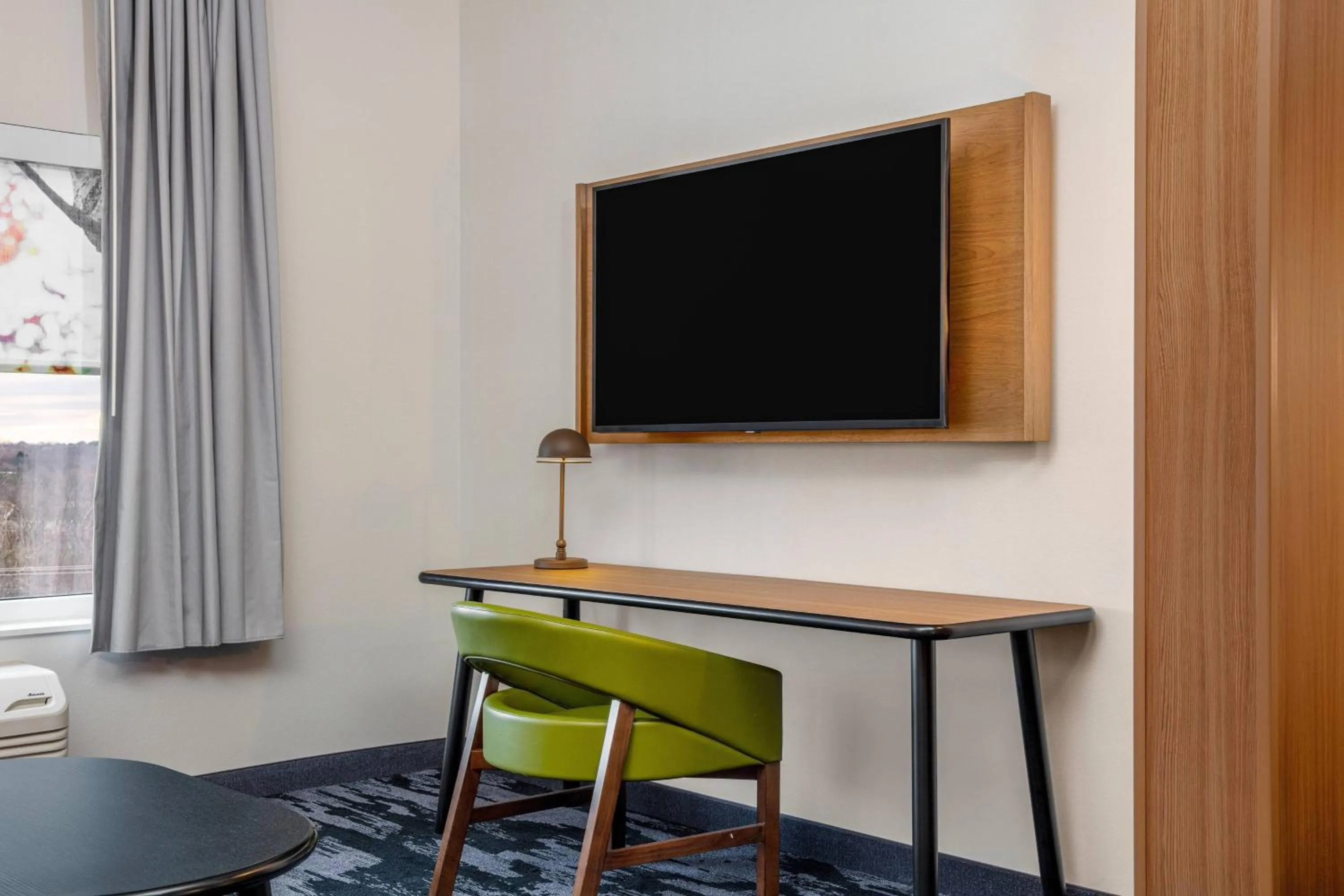 Photo of the whole room in Fairfield by Marriott Inn & Suites Harrisburg West/Mechanicsburg