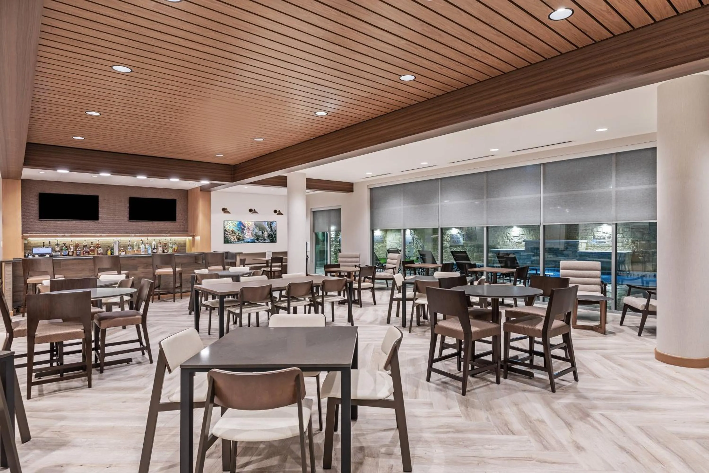 Lounge or bar in Fairfield Inn & Suites Houston Memorial City Area