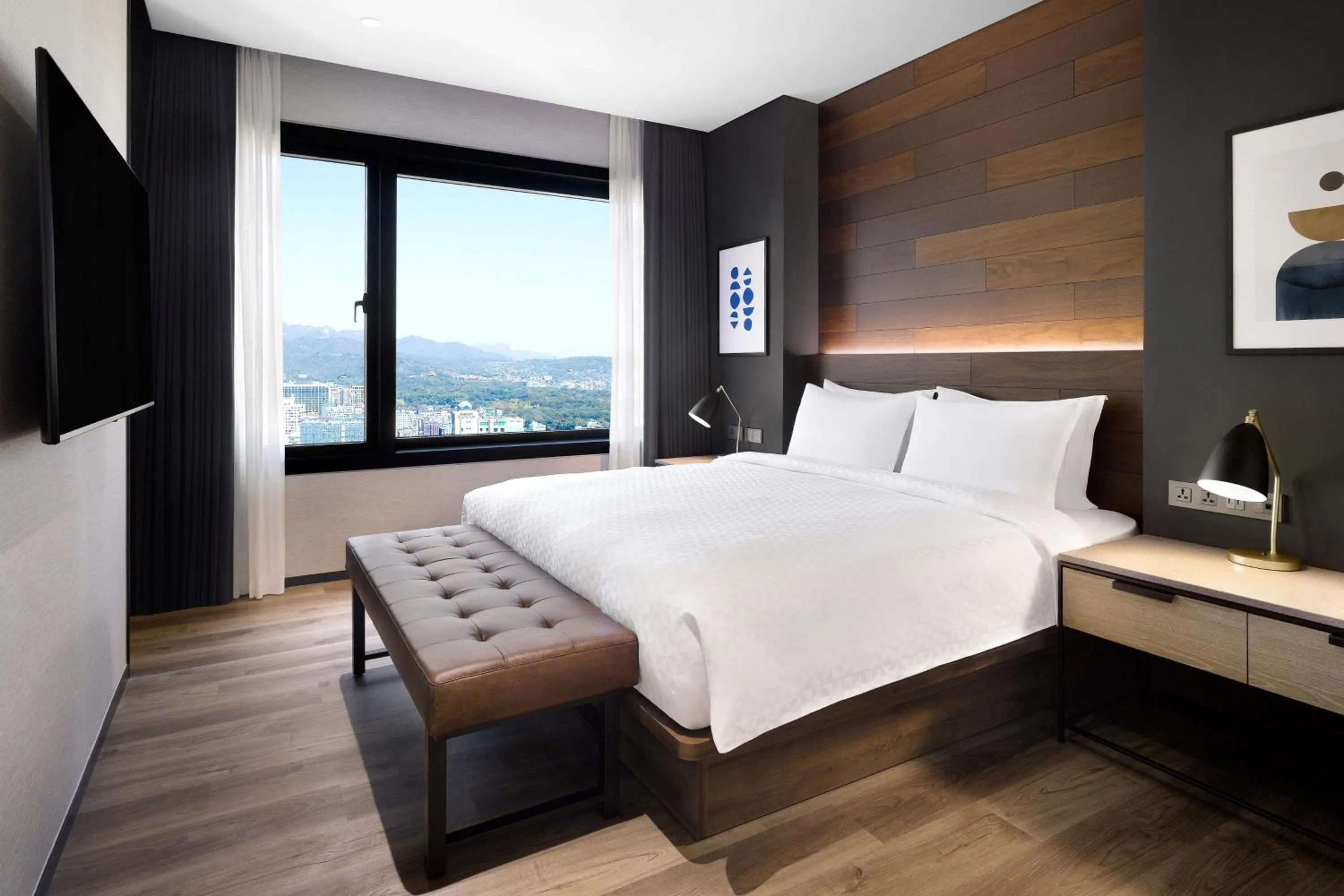 Bedroom, Bed in Four Points by Sheraton Josun, Seoul Myeongdong