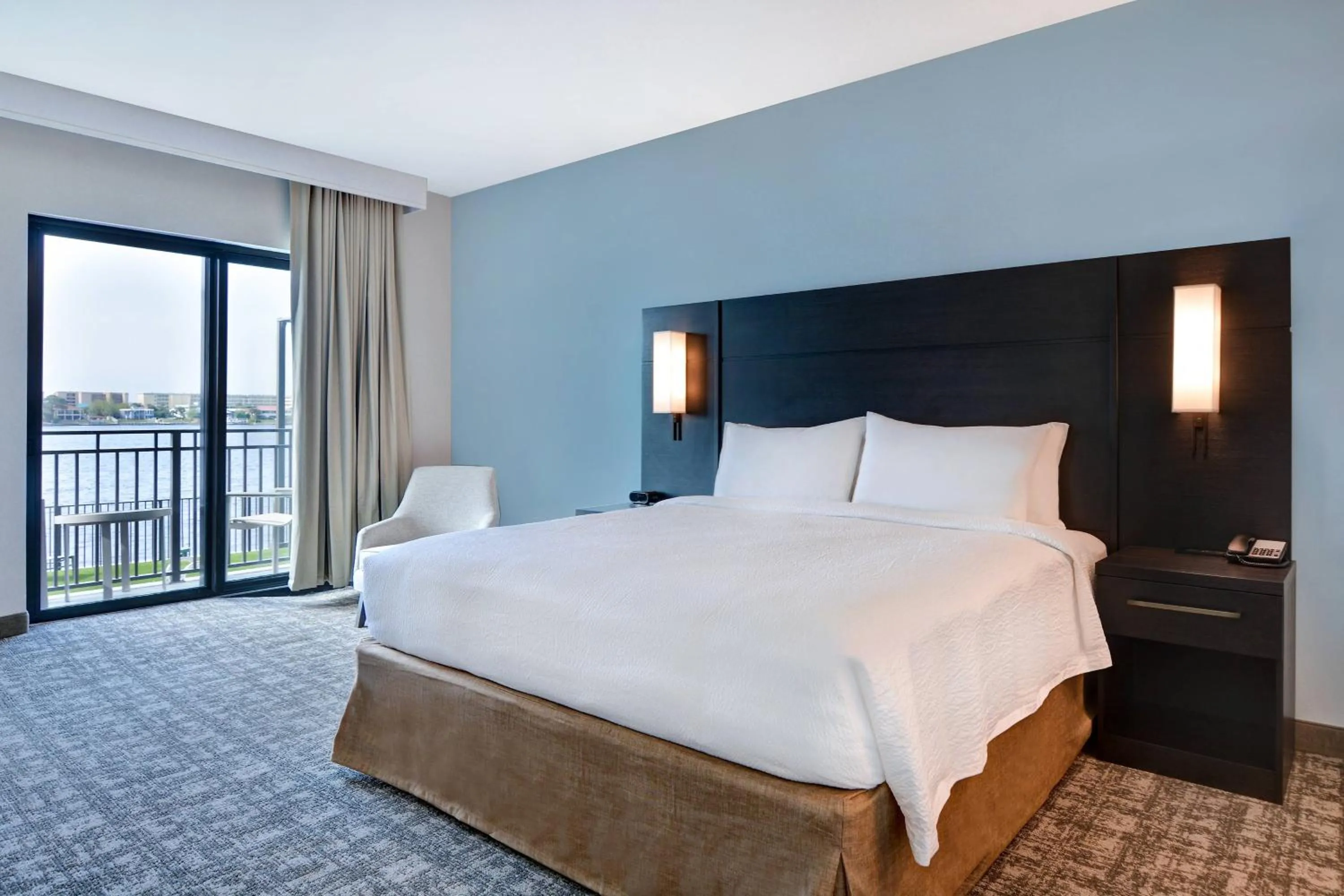 Bedroom, Bed in Residence Inn by Marriott Fort Walton Beach