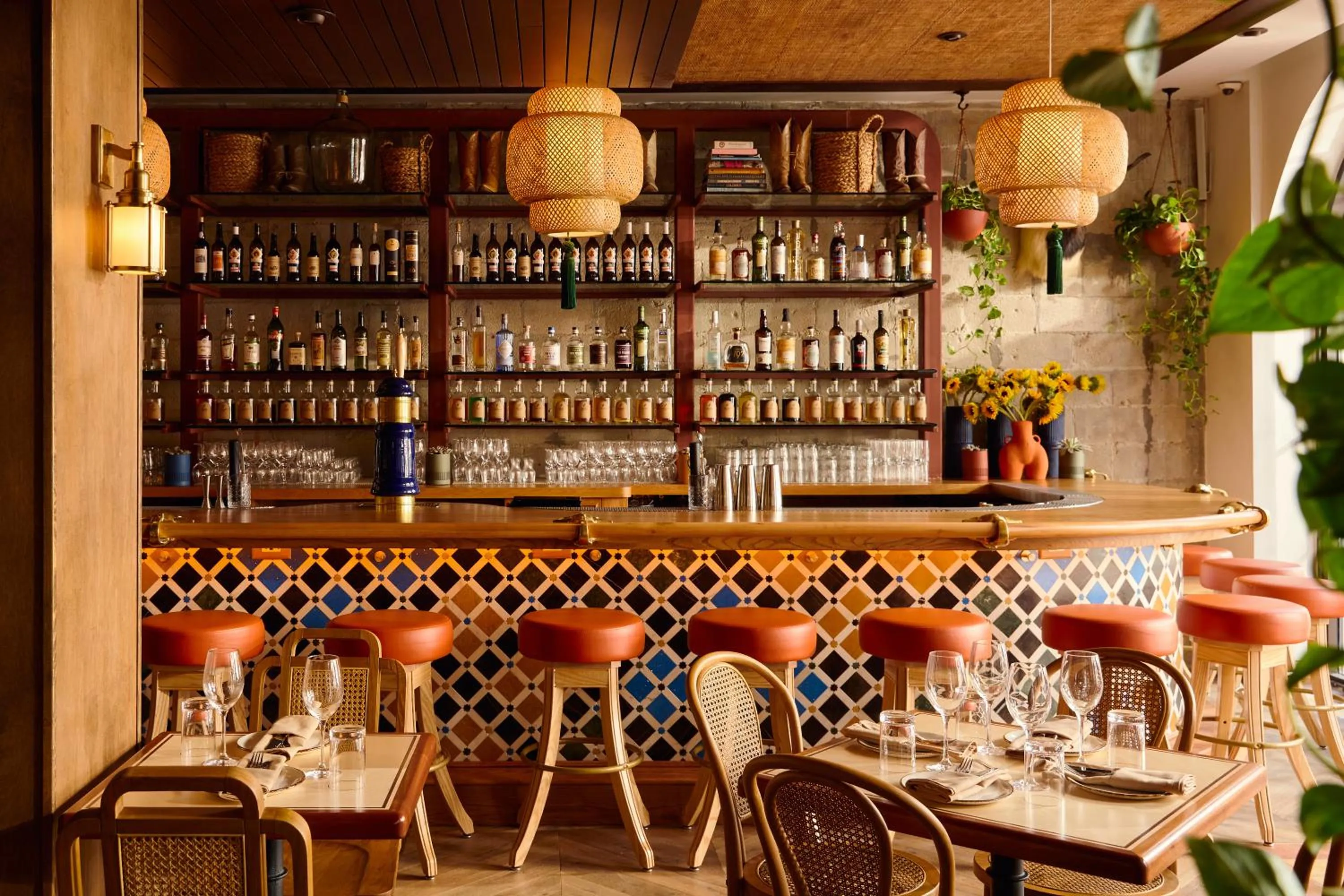 Restaurant/places to eat in Esme Miami Beach