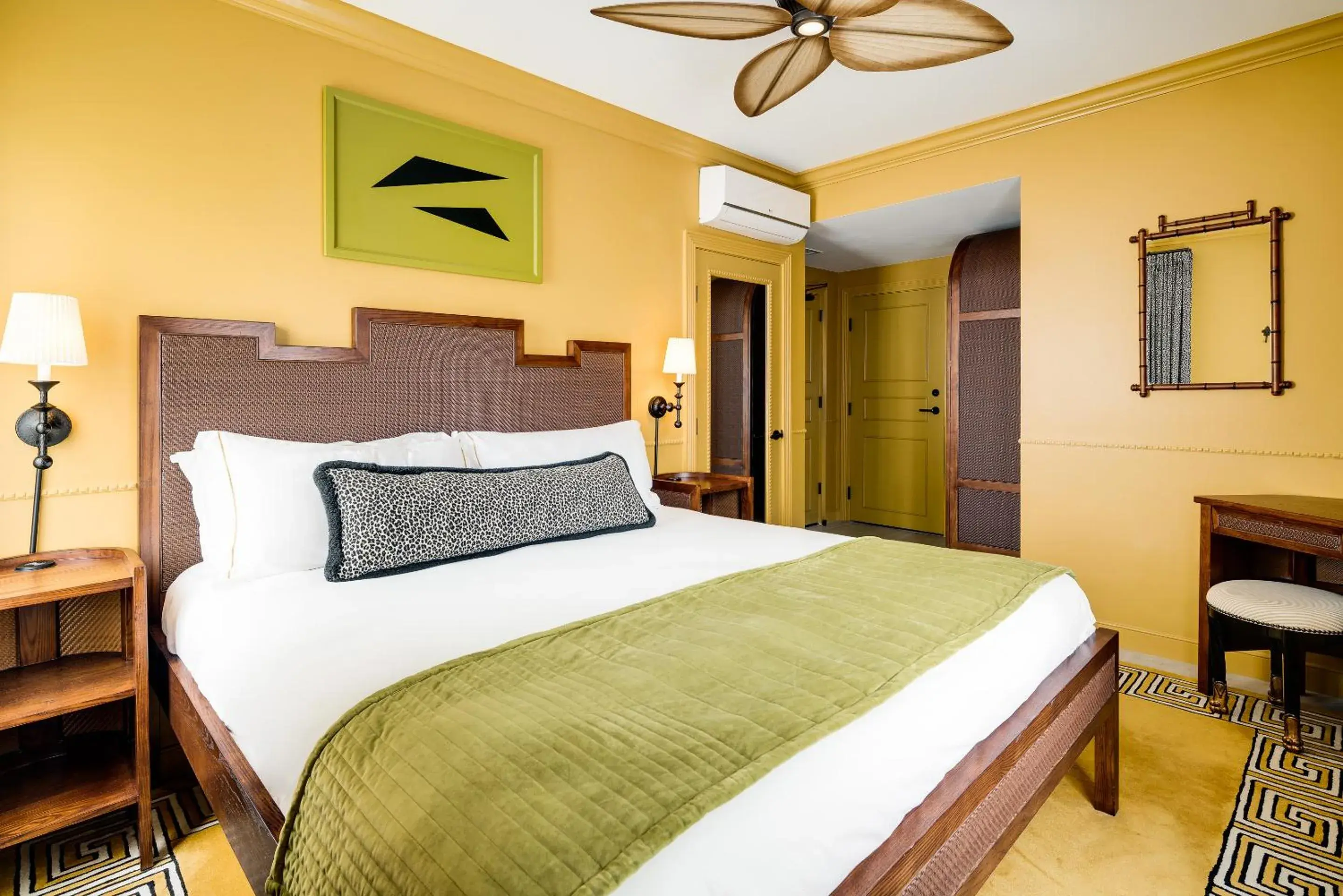 Deluxe King Room in Esme Miami Beach Deluxe King Room in Esme Miami Beach