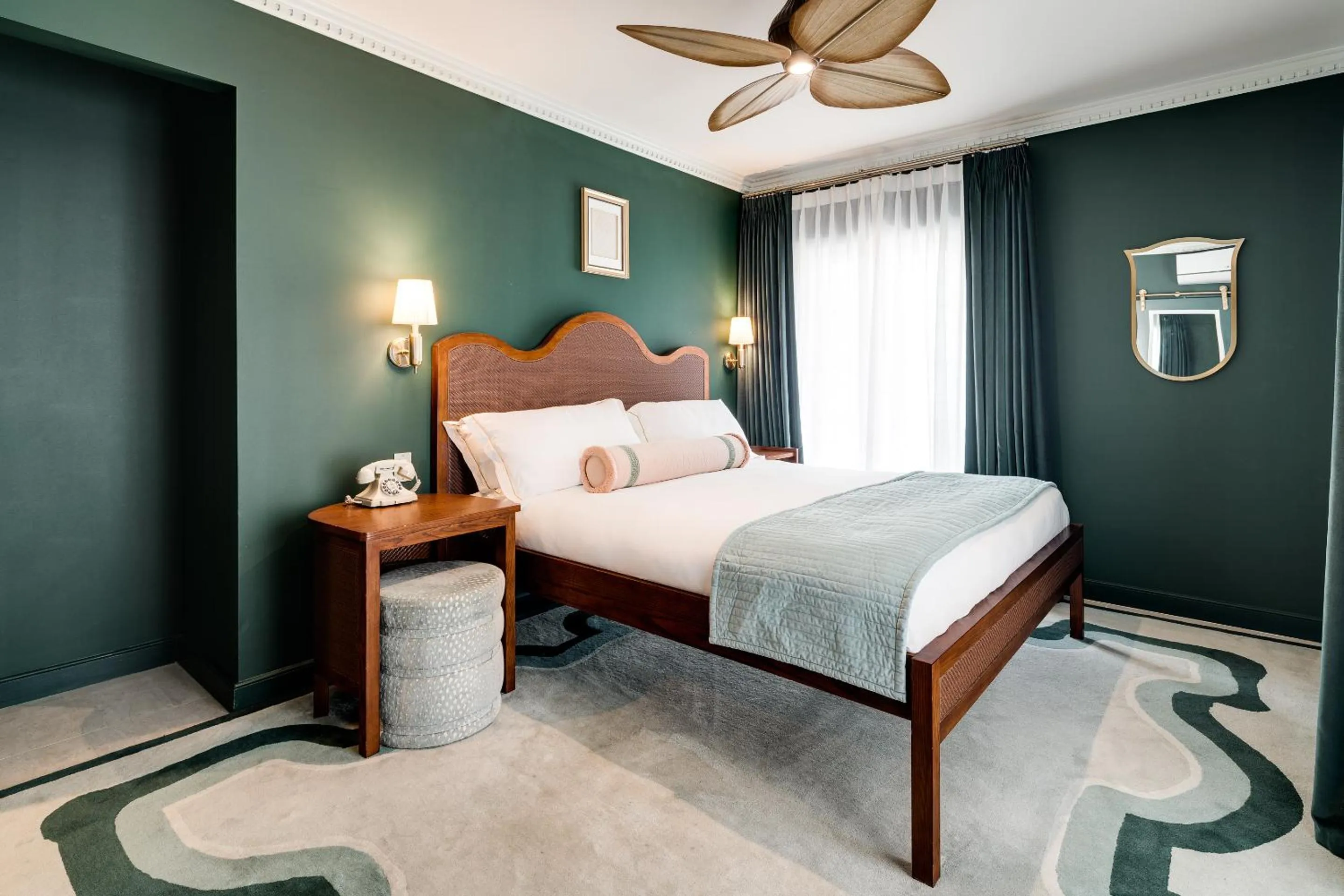 Bed in Esme Miami Beach