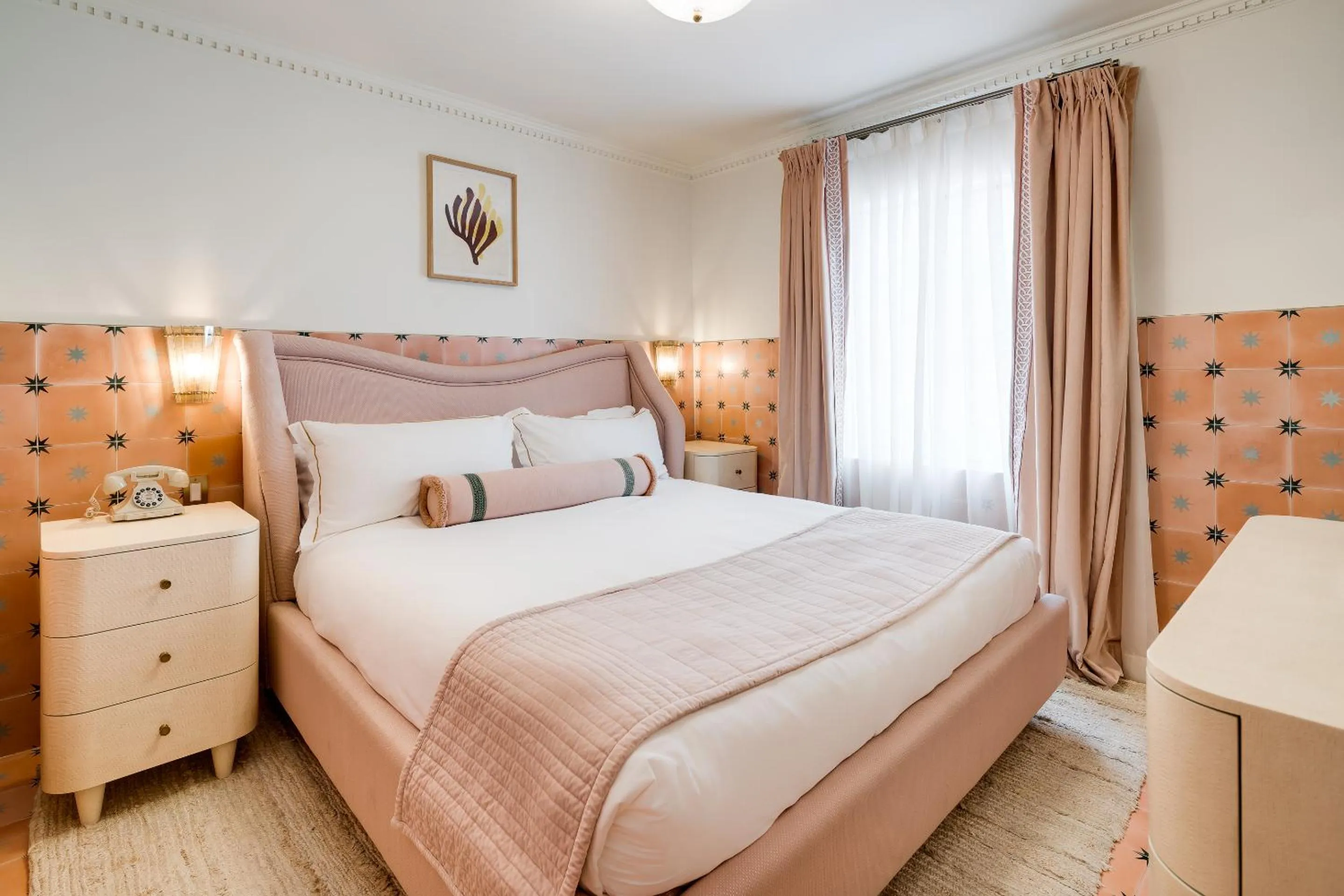 Bed in Esme Miami Beach