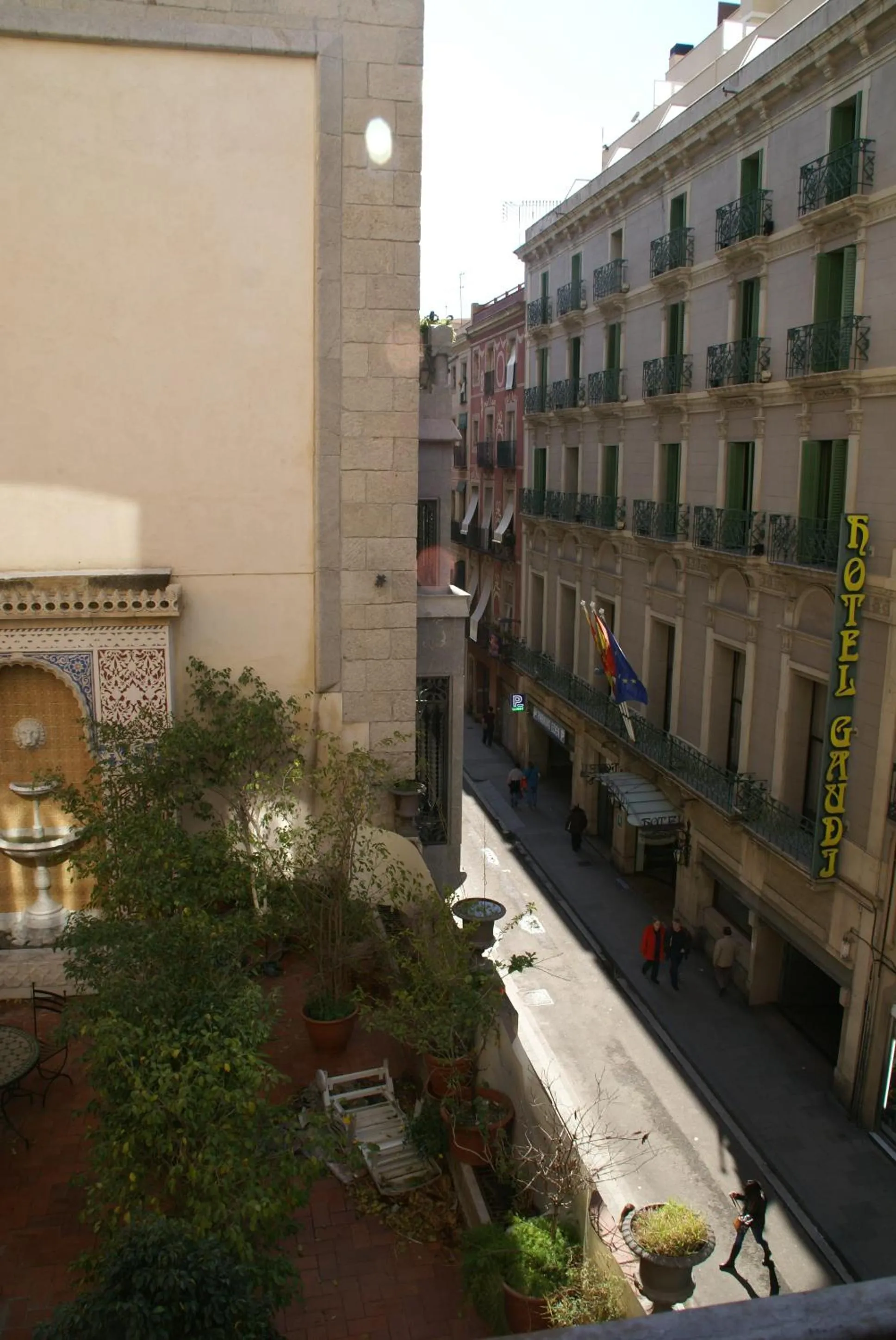Landmark view in Hostal MiMi Las Ramblas