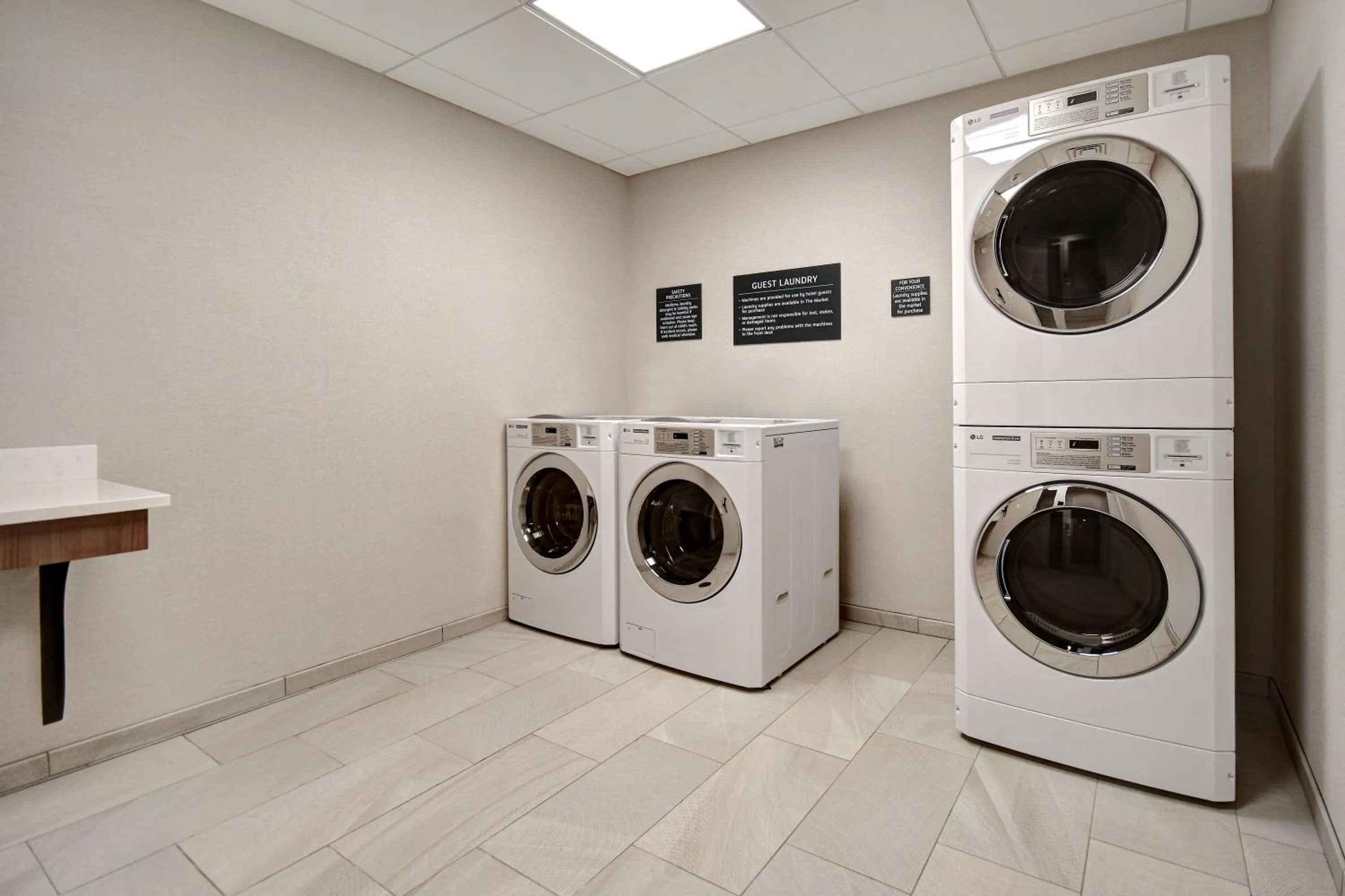 laundry in Holiday Inn - Erie by IHG