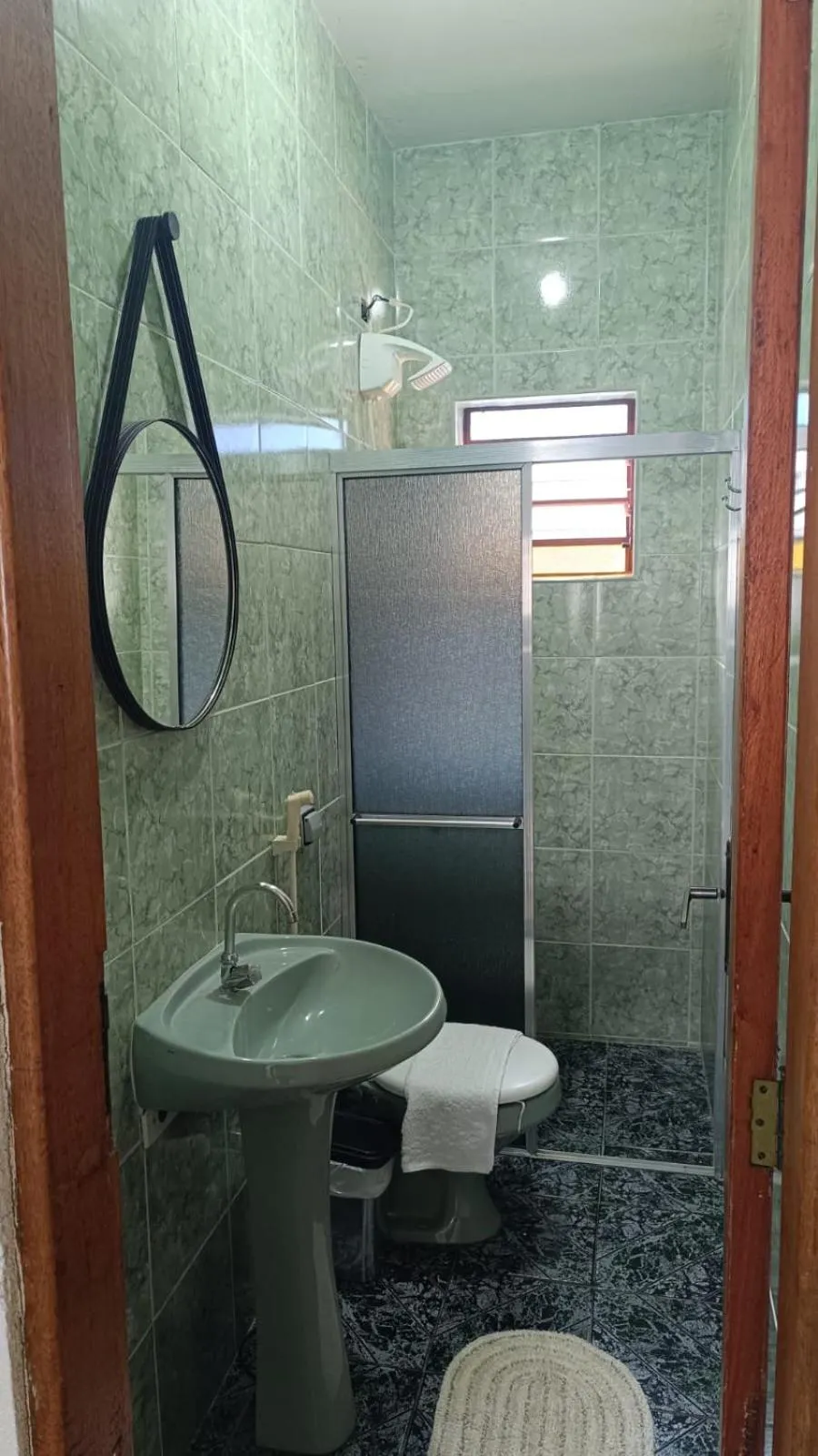 Shower in ANC BOSQUE - 4min do Parque Capivari