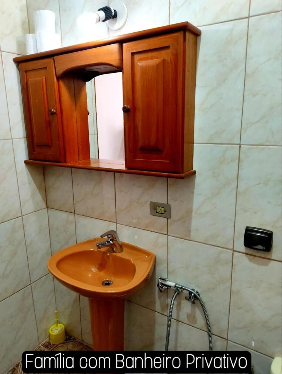 Bathroom in ANC BOSQUE - 4min do Parque Capivari