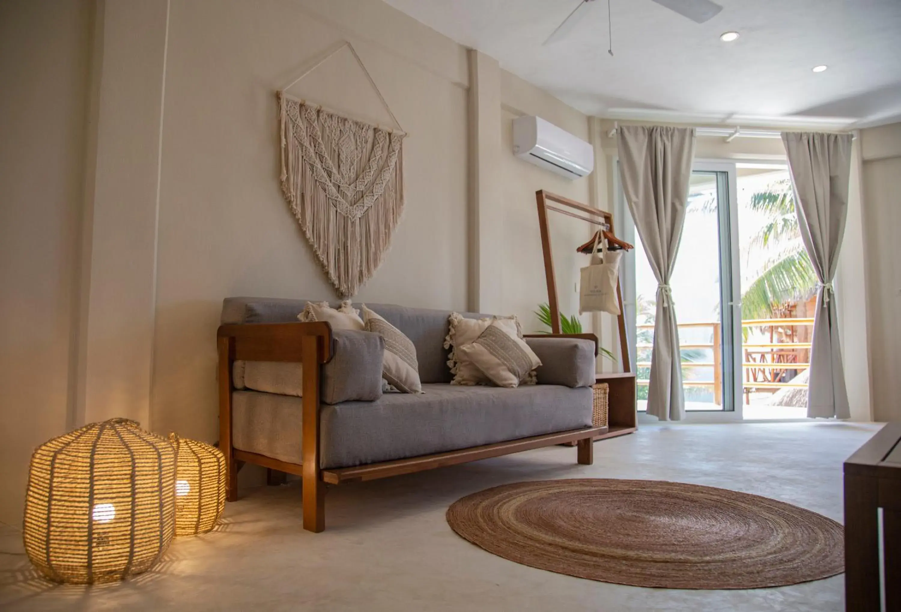 Triple Room with Balcony in Noah Beach Hotel & Suites Triple Room with Balcony in Noah Beach Hotel & Suites