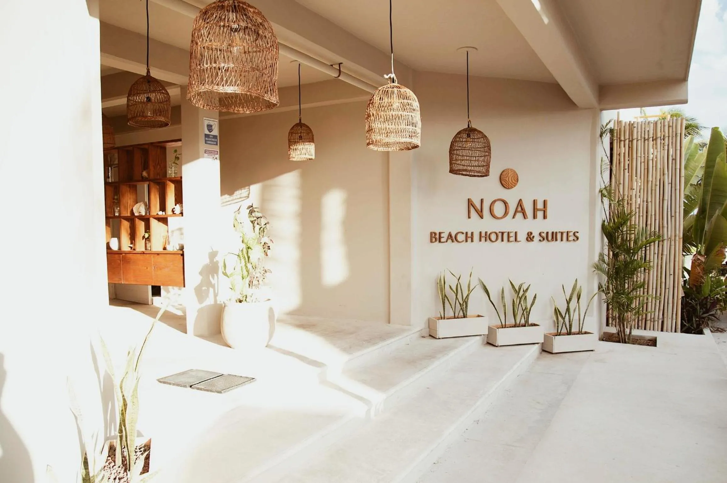 Facade/entrance in Noah Beach Hotel & Suites