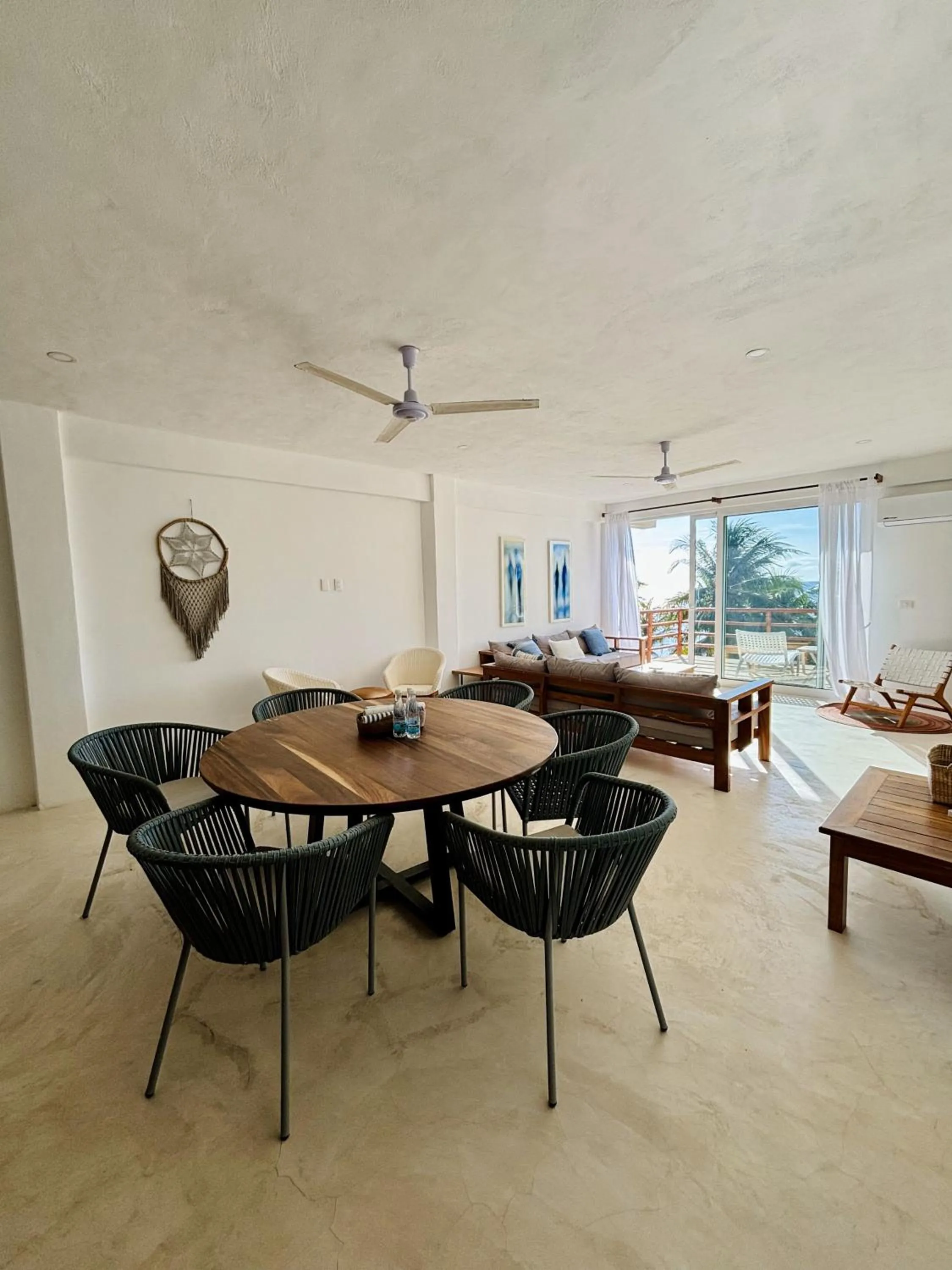 Dining area in Noah Beach Hotel & Suites