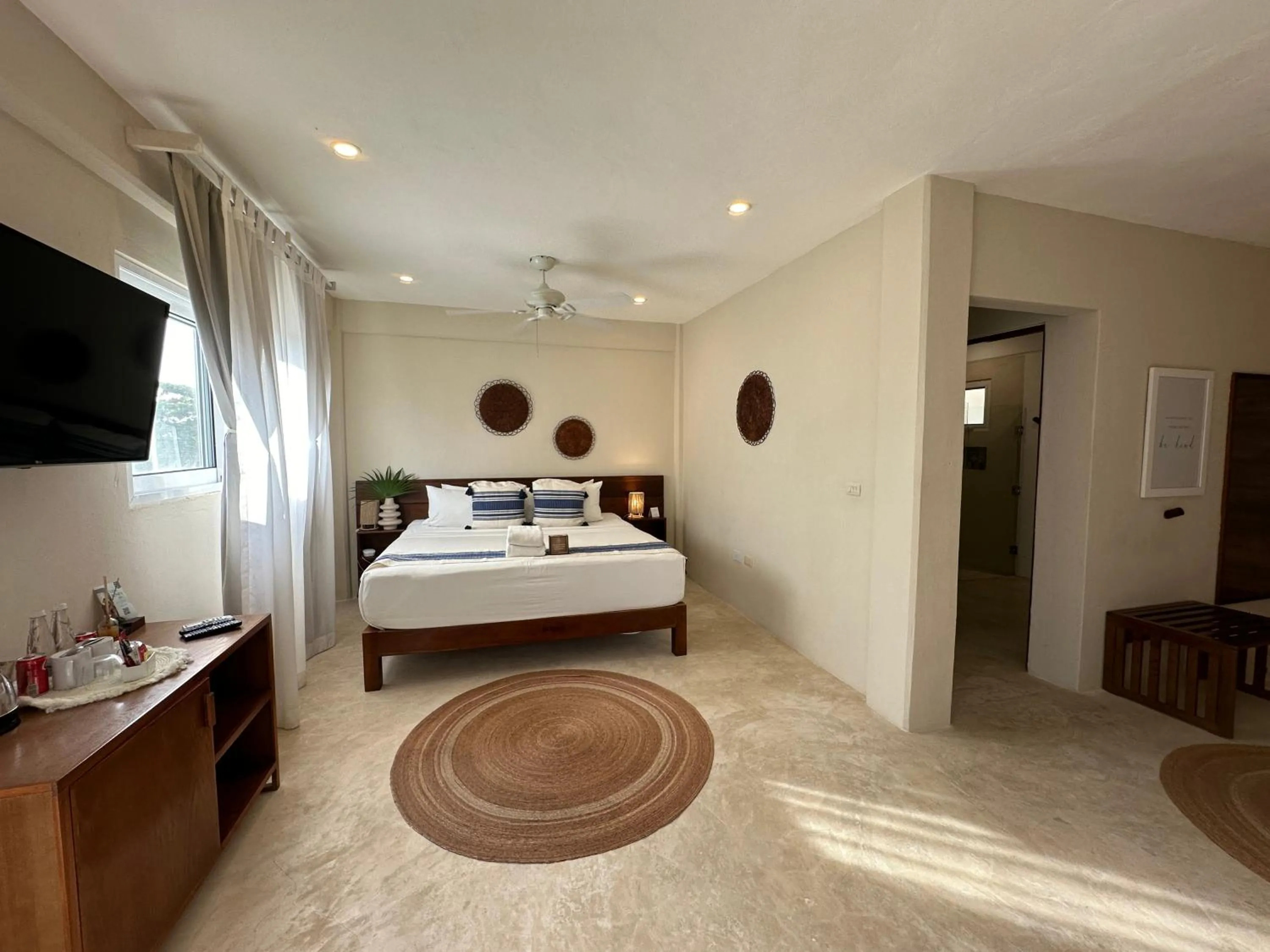 Photo of the whole room, Bed in Noah Beach Hotel & Suites