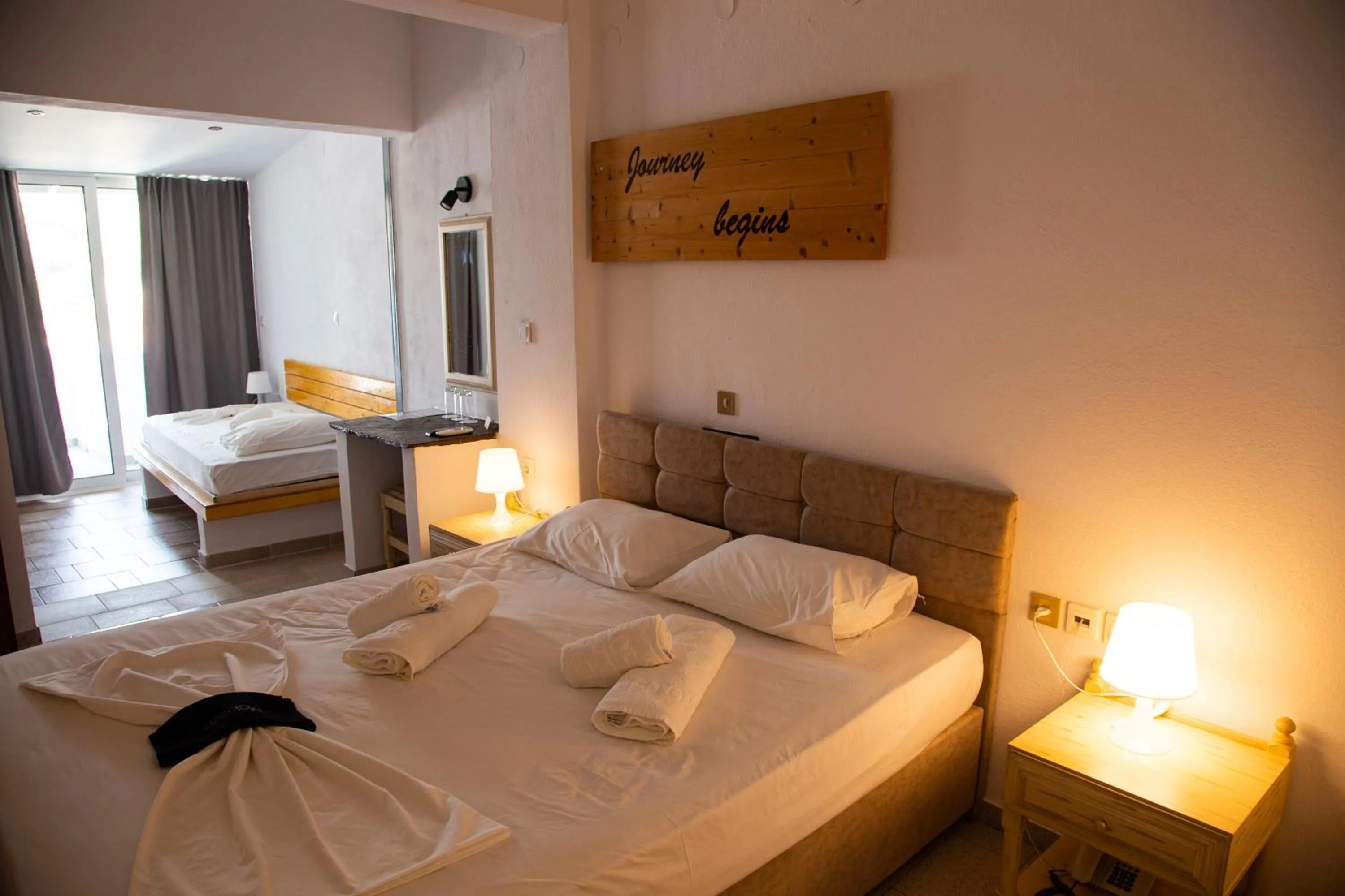 Bed in Κastro Ηotel