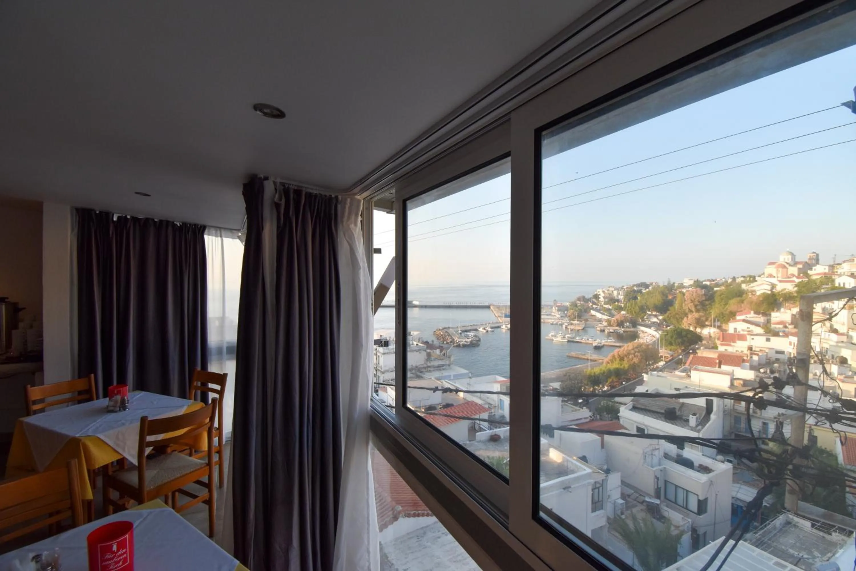 Breakfast in Κastro Ηotel