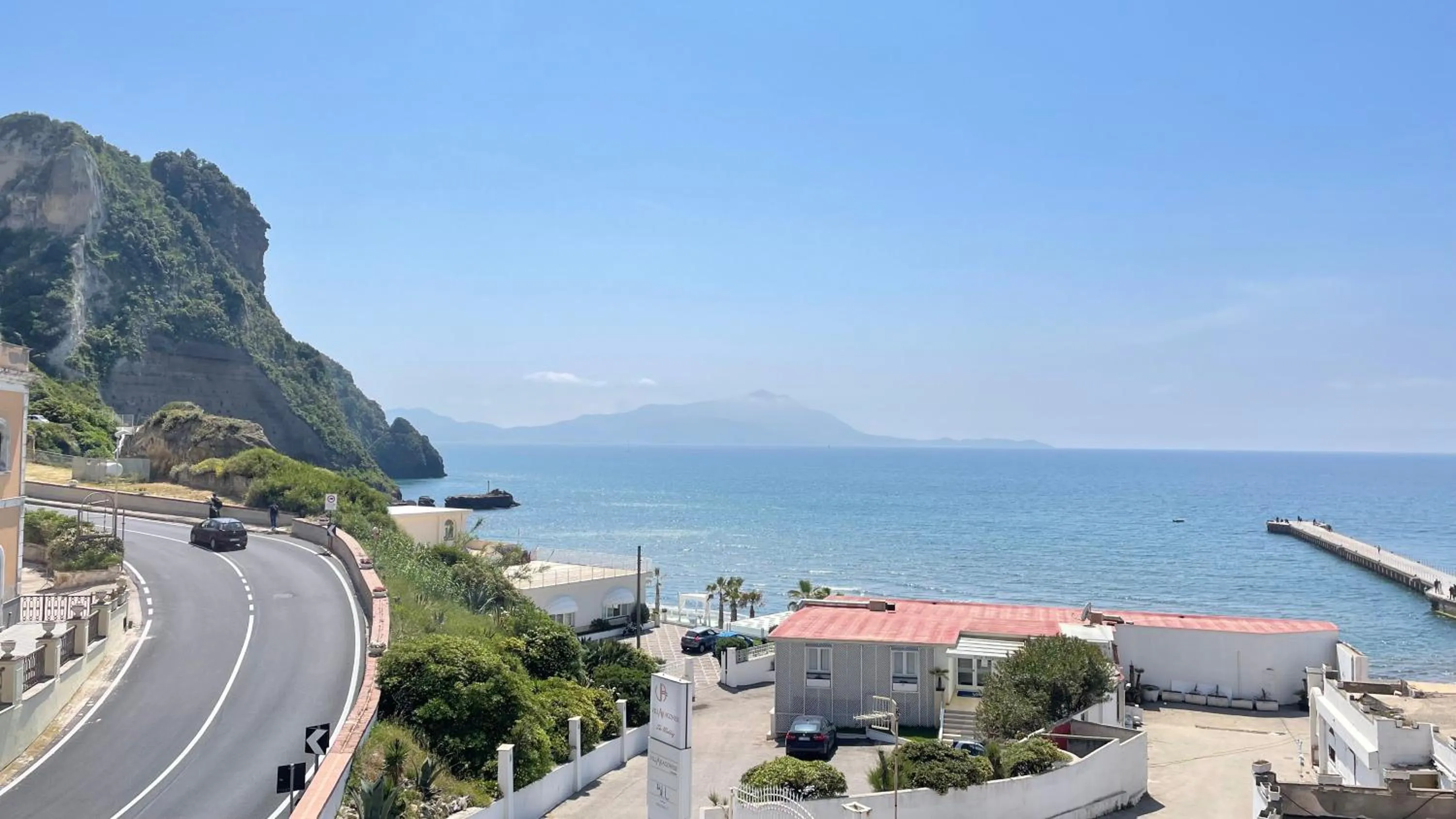 Sea view in Naro Suites and Rooms