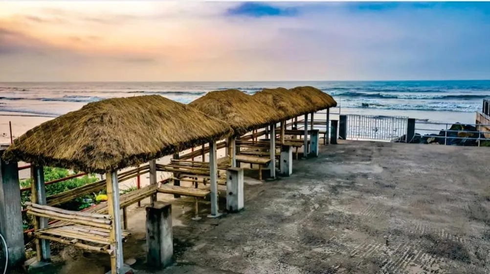 Resort Garden Retreat Seaview