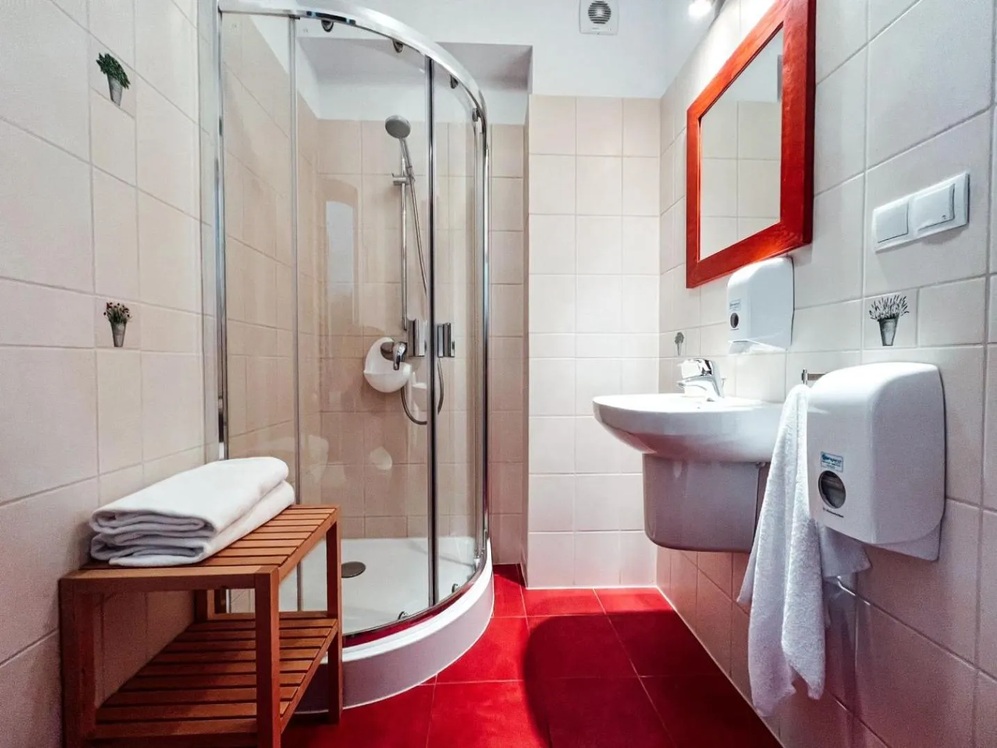 Shower in Przystanek Góry