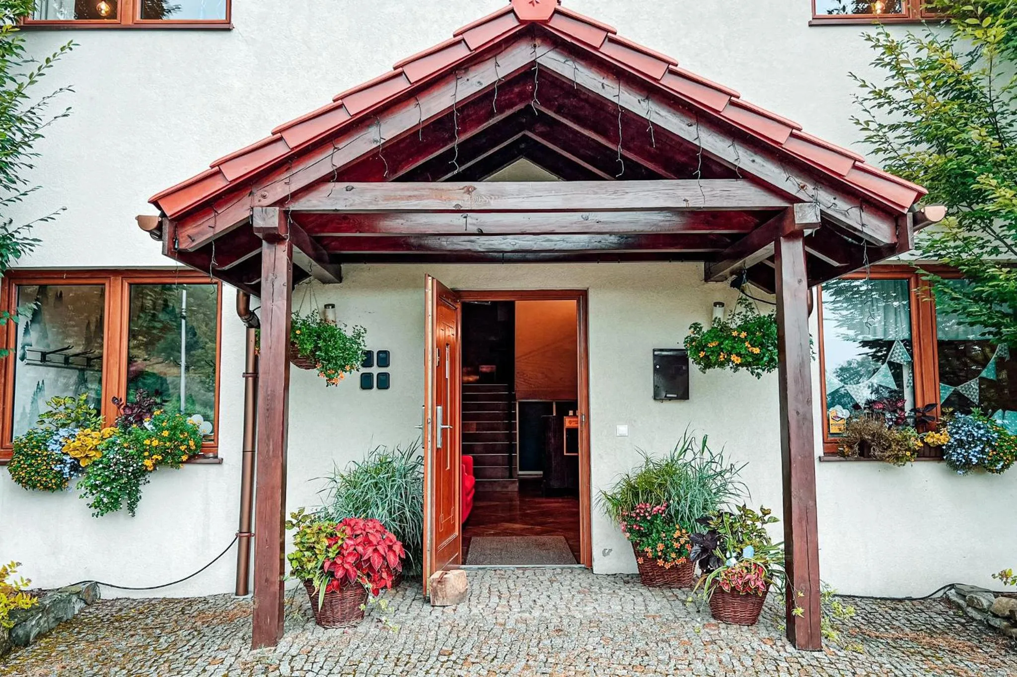 Property building in Przystanek Góry