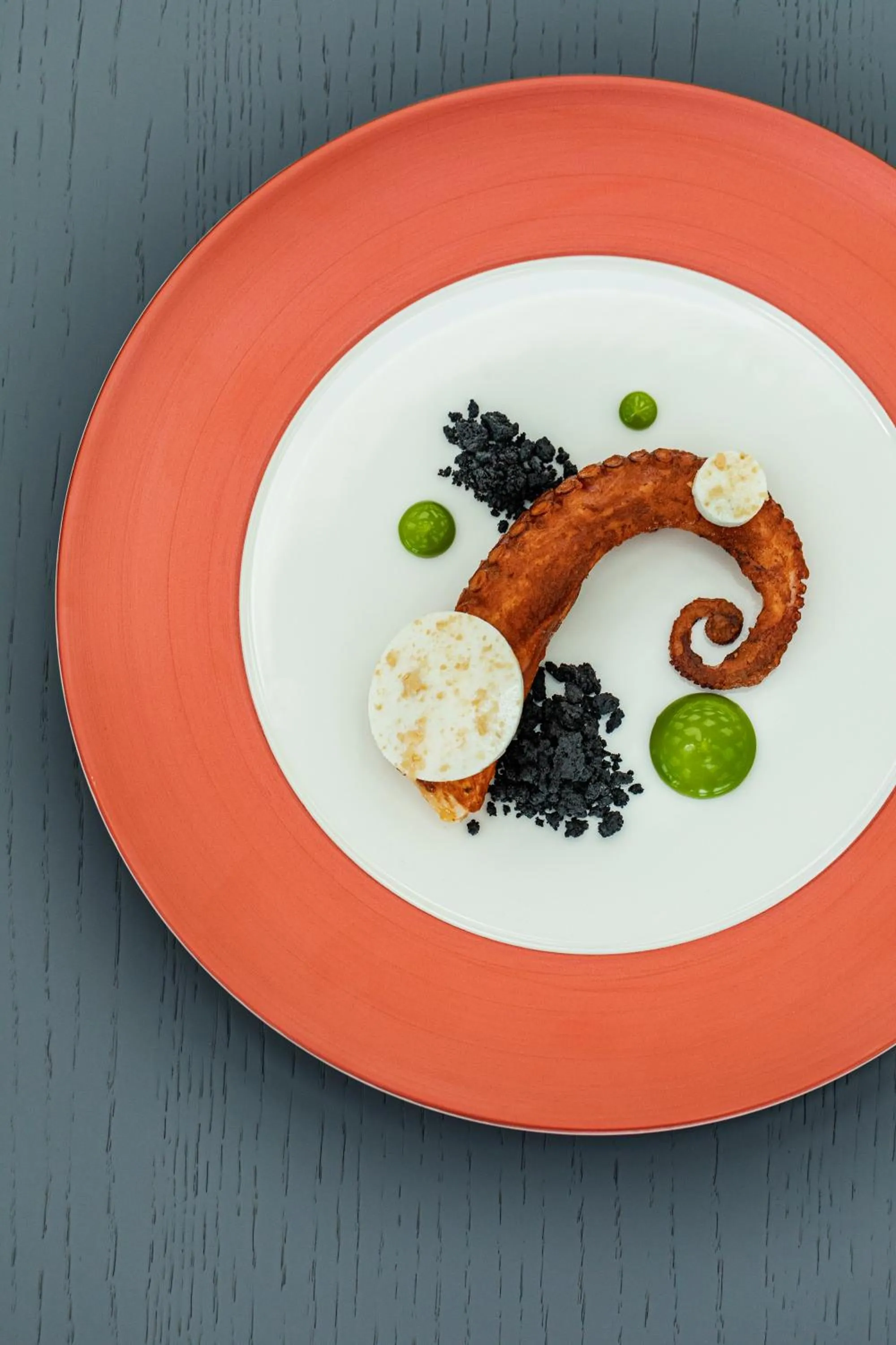 Restaurant/places to eat in Vaya Beach Resort