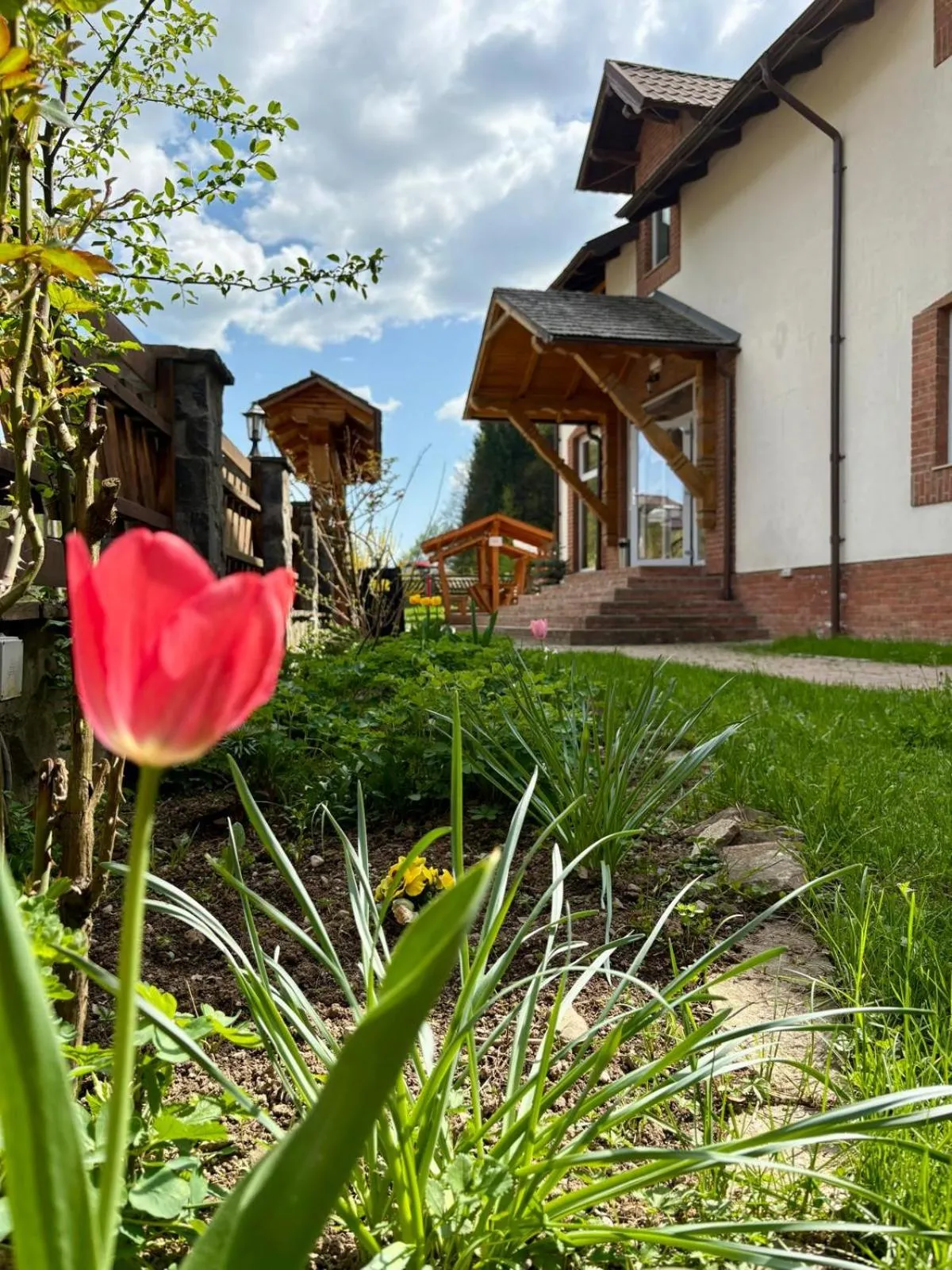 Spring in Pensiunea Popas Pop, Strambu-Baiut, Maramures