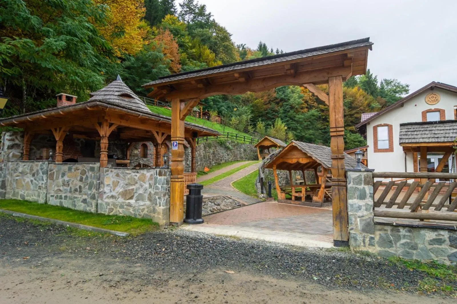 Property building in Pensiunea Popas Pop, Strambu-Baiut, Maramures