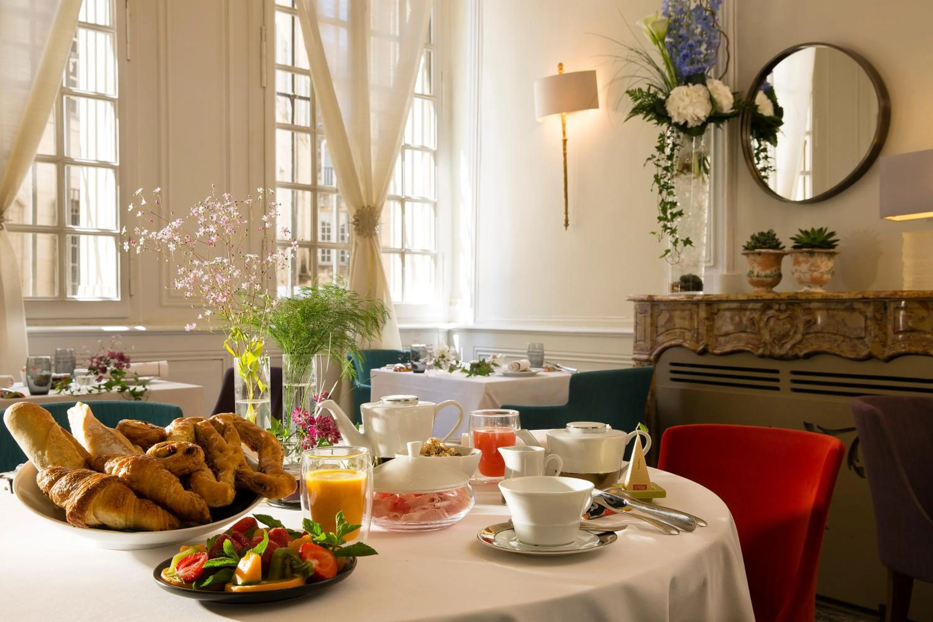 Breakfast in La Maison d'Uzès Relais & Châteaux