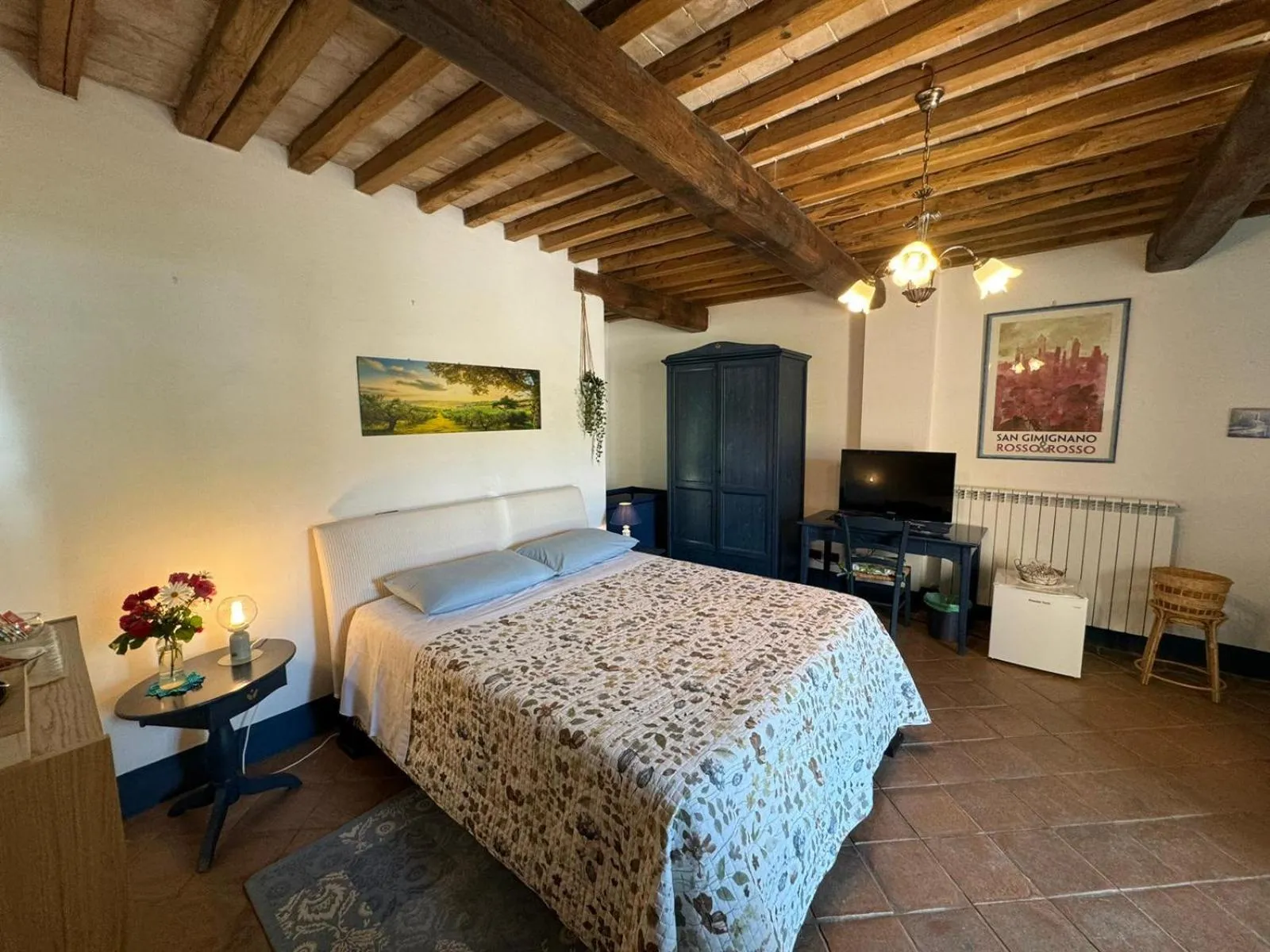 Bed in B&B Il Fienile San Gimignano