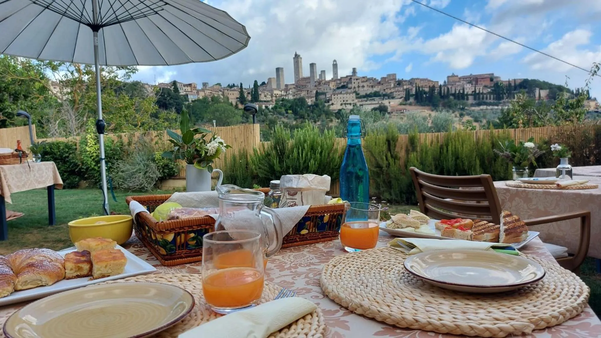 Day in B&B Il Fienile San Gimignano