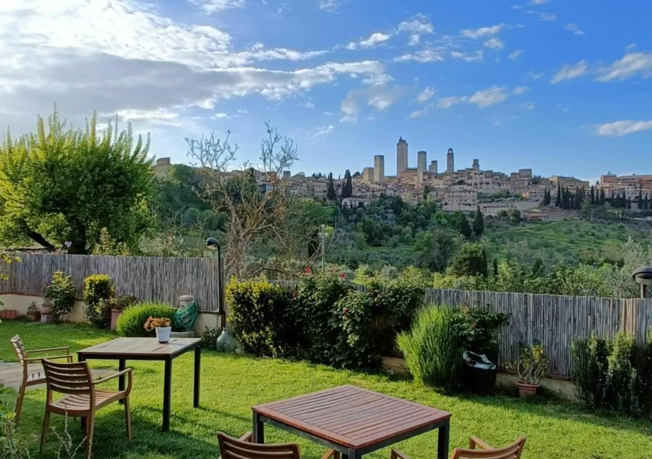 Property building in B&B Il Fienile San Gimignano