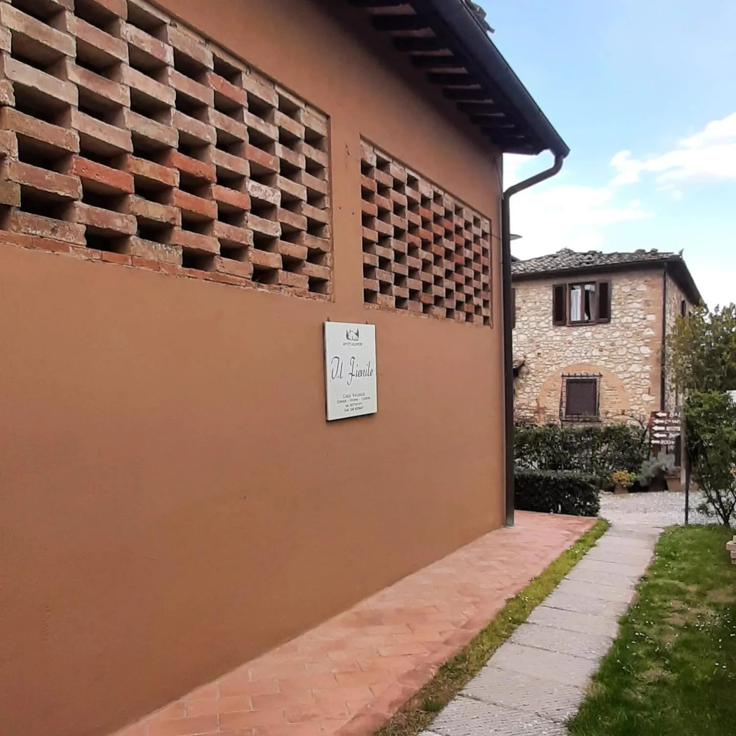 Property building in B&B Il Fienile San Gimignano