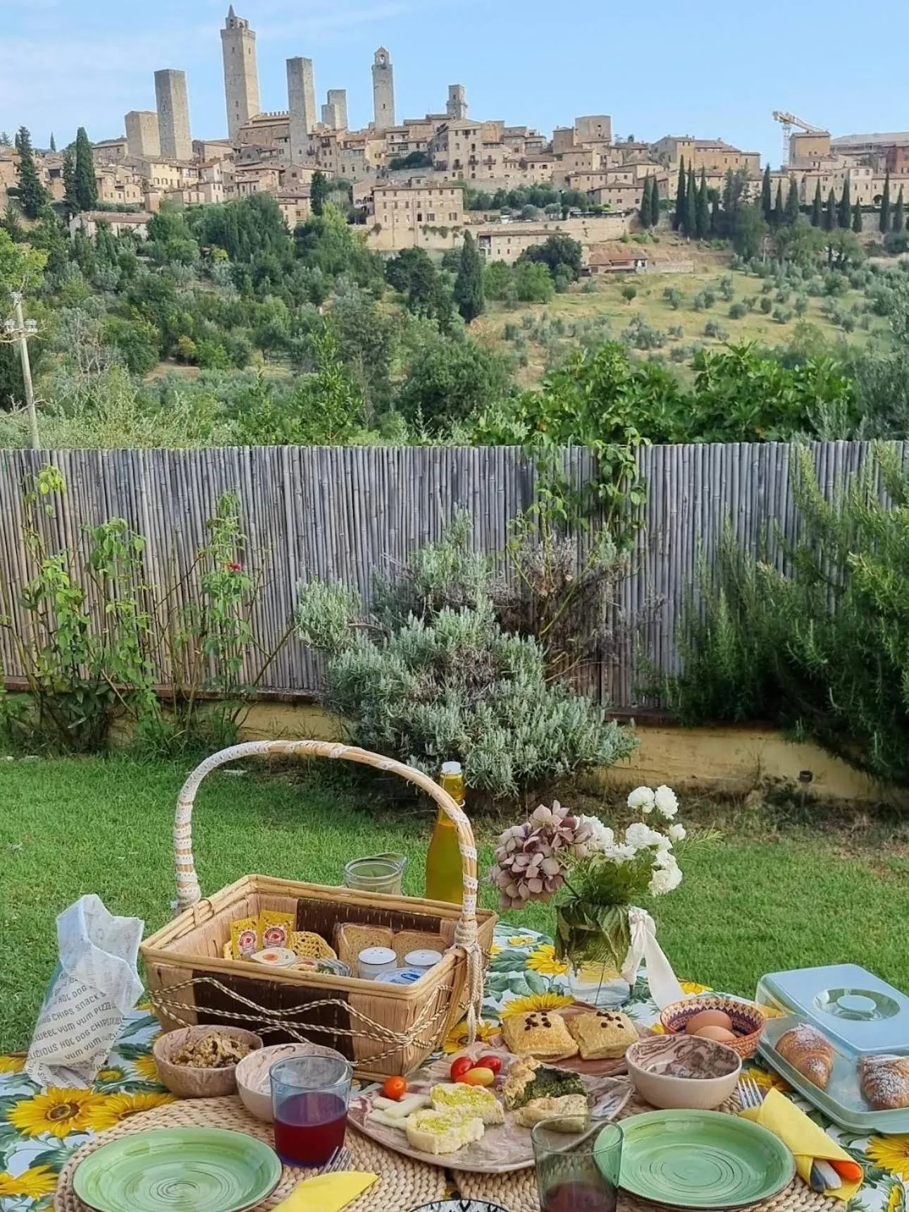 Spring in B&B Il Fienile San Gimignano