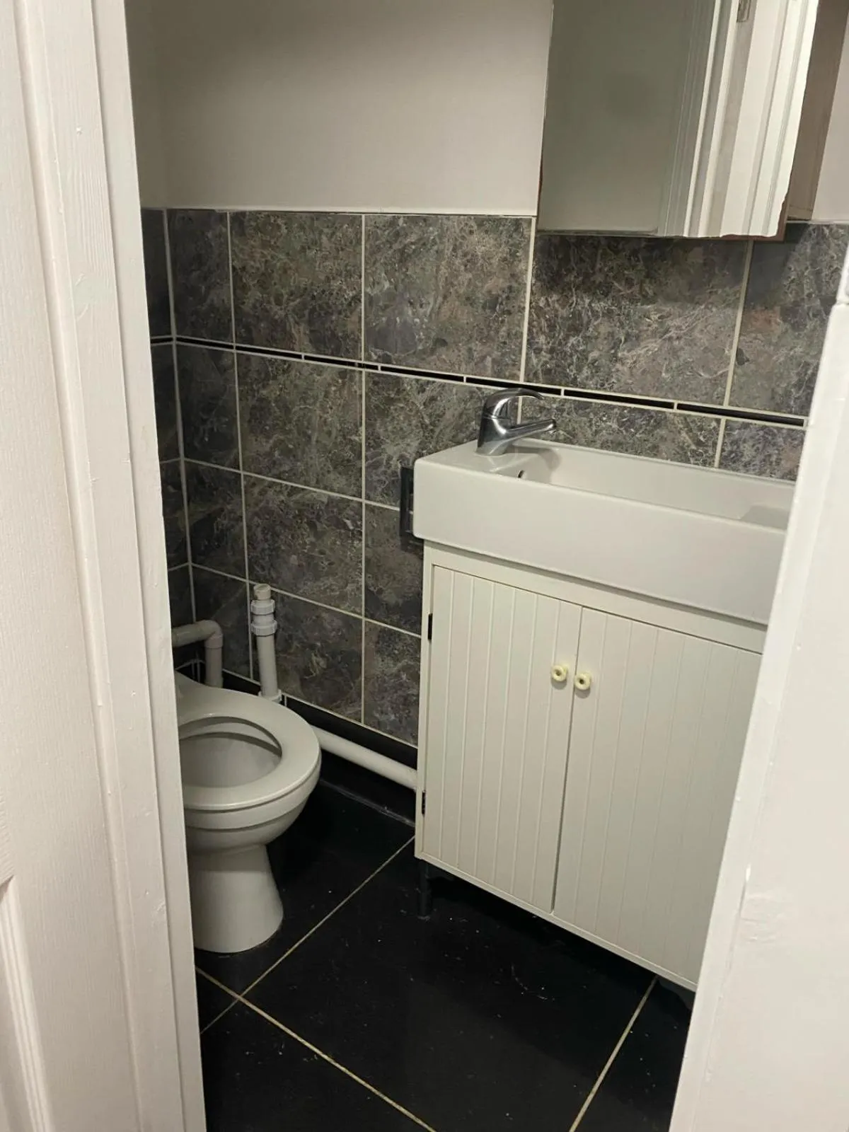 Toilet in Circle Guest House Bed Only