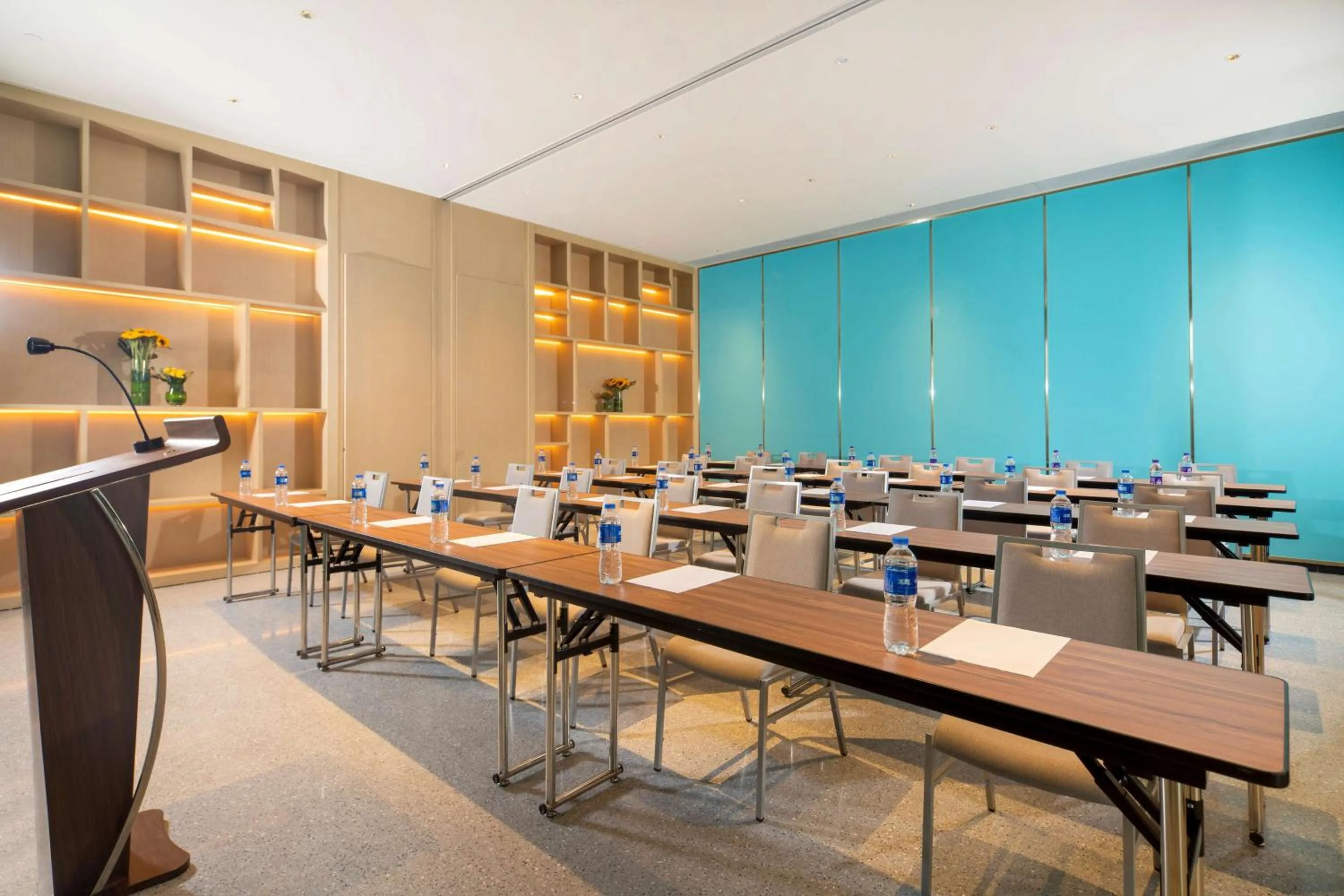 Meeting/conference room in Hilton Garden Inn Changde Dingcheng