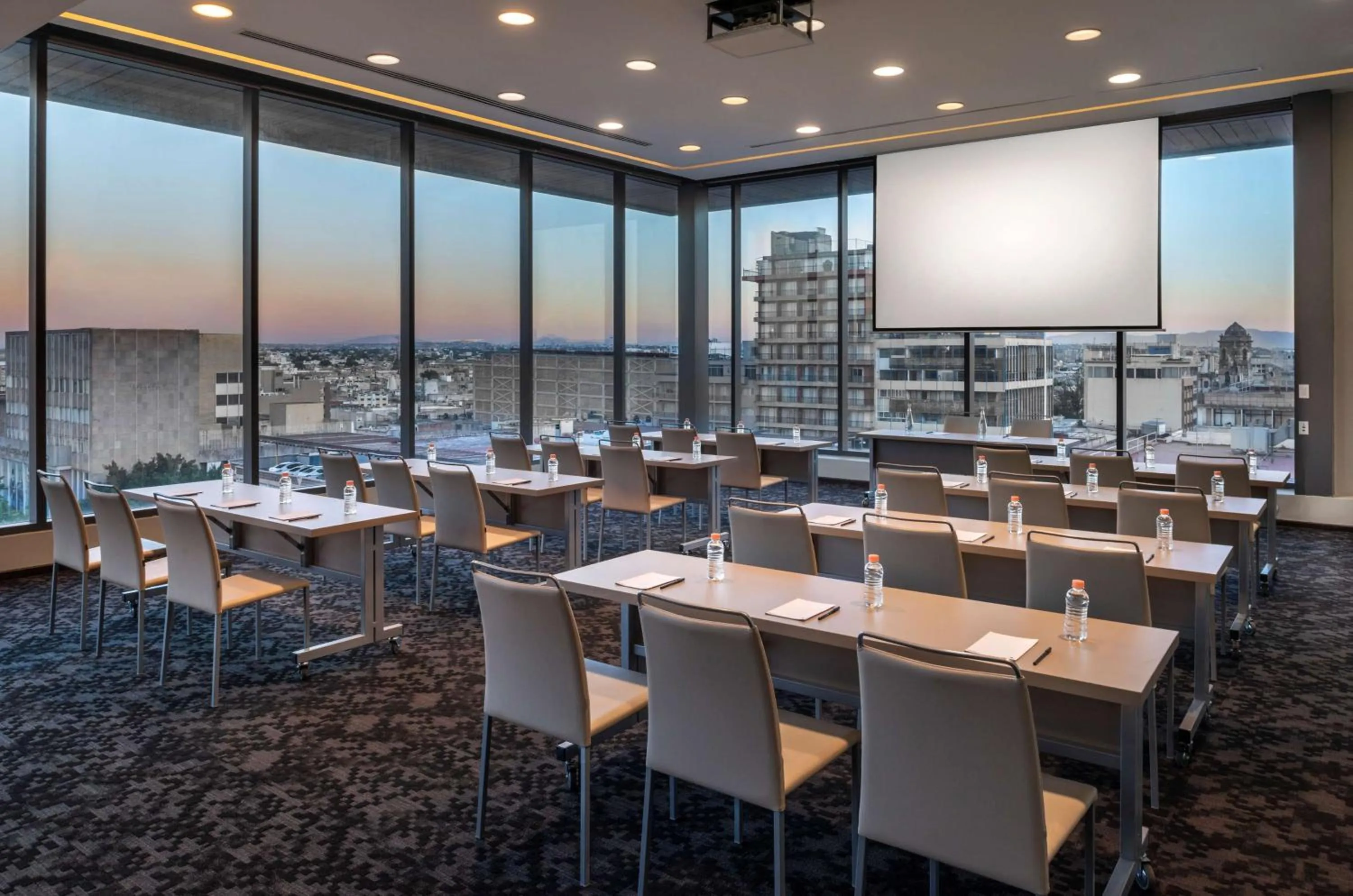 Meeting/conference room in Hilton DoubleTree Guadalajara Centro Historico