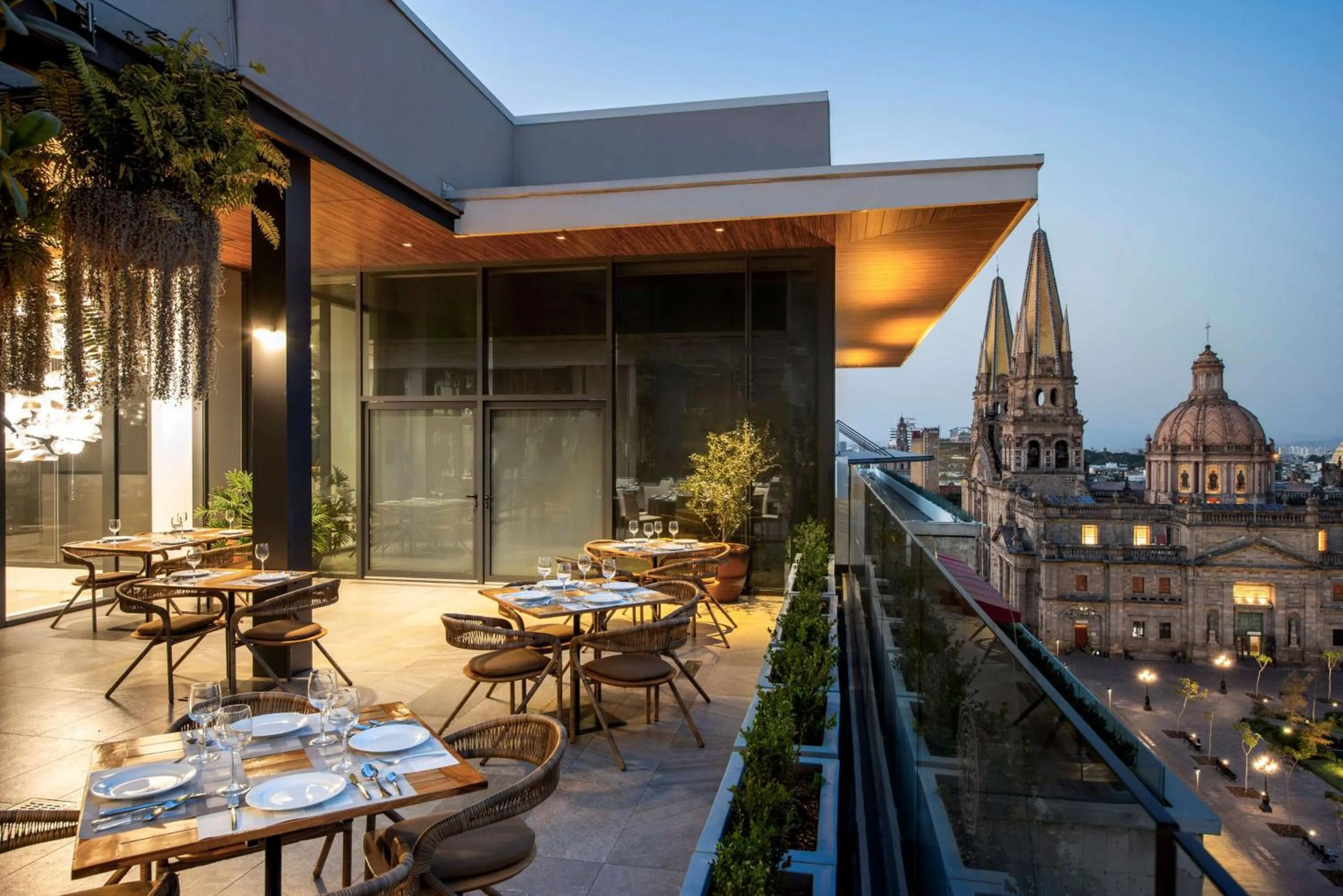 Restaurant/places to eat in Hilton DoubleTree Guadalajara Centro Historico