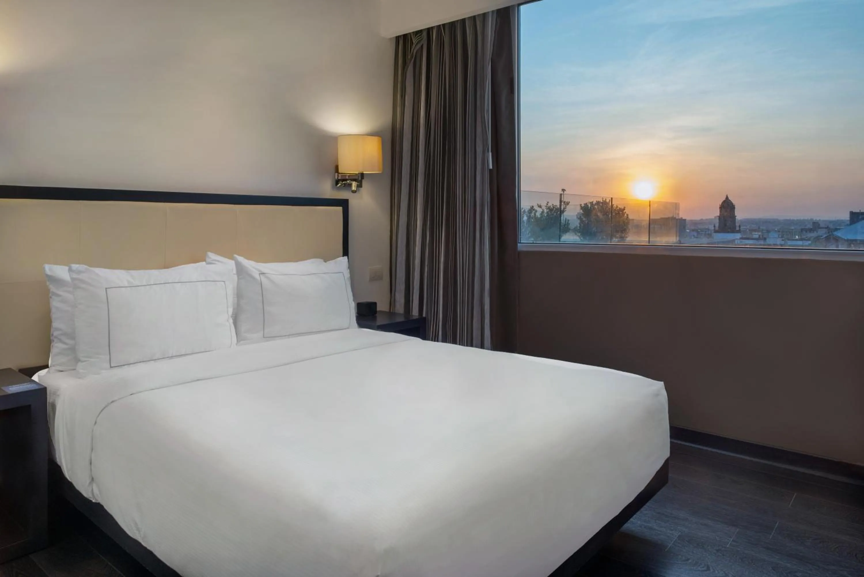 Bed in Hilton DoubleTree Guadalajara Centro Historico