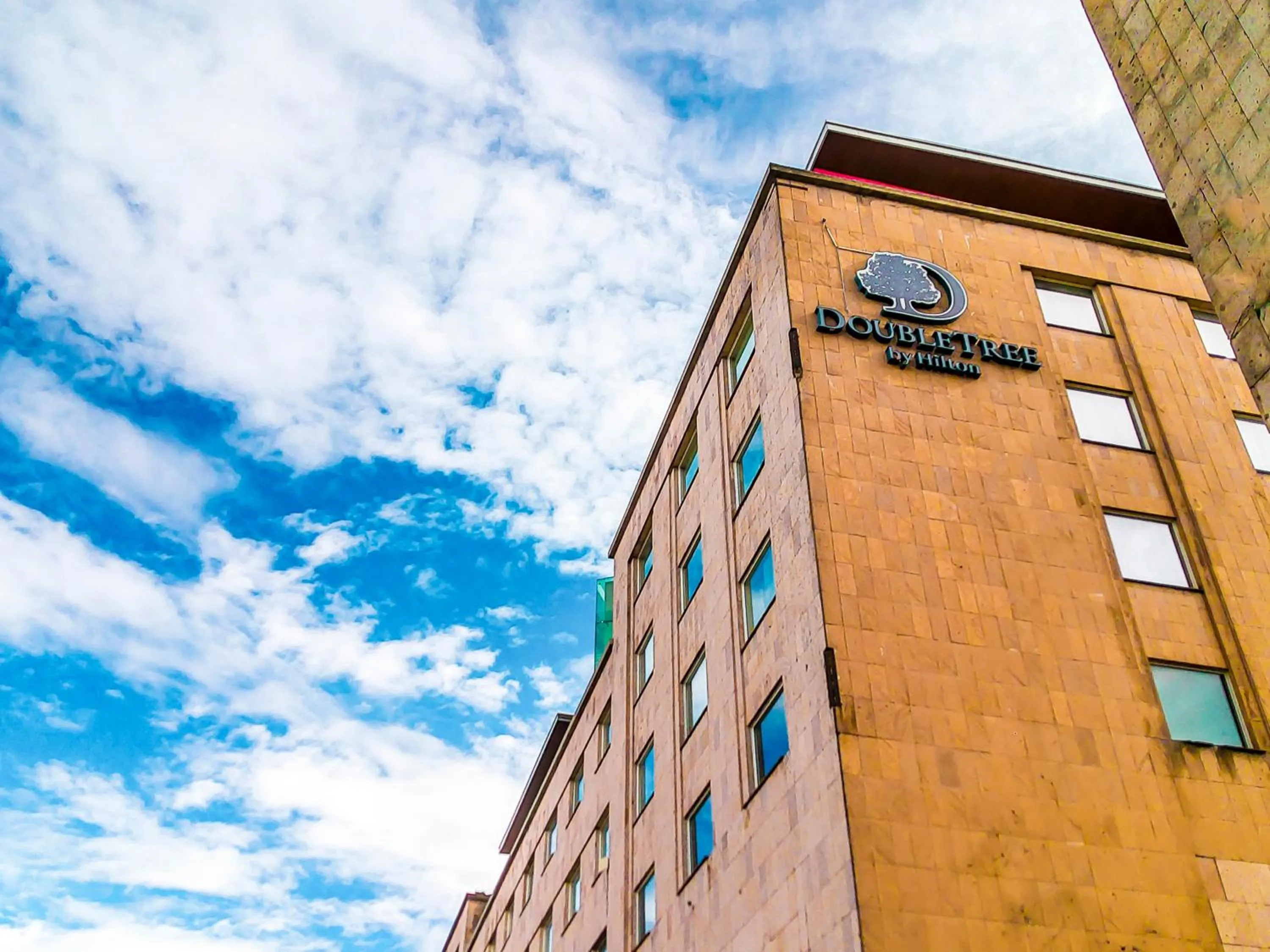 Property building in Hilton DoubleTree Guadalajara Centro Historico