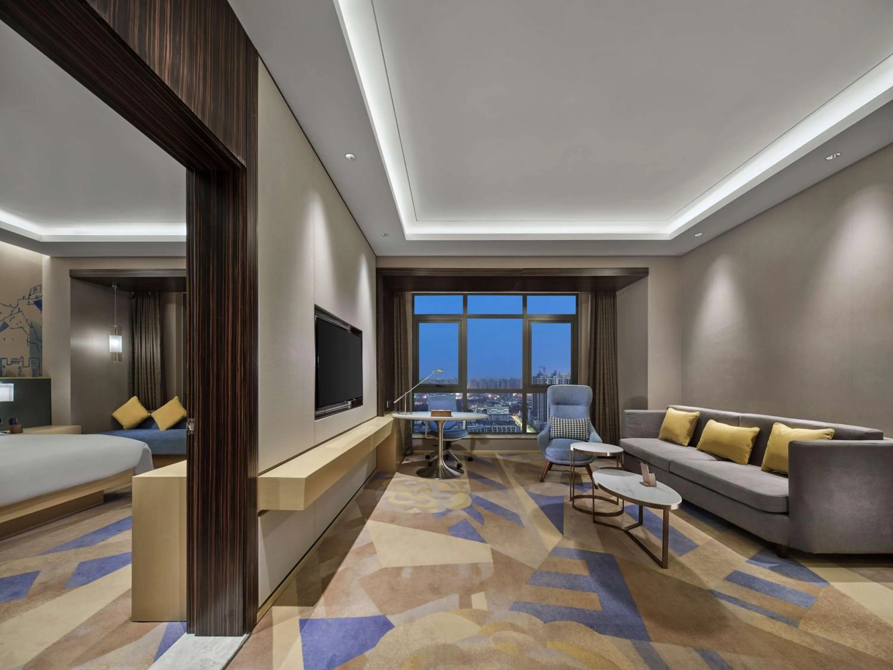 View (from property/room), Bed in Hilton Garden Inn Heze