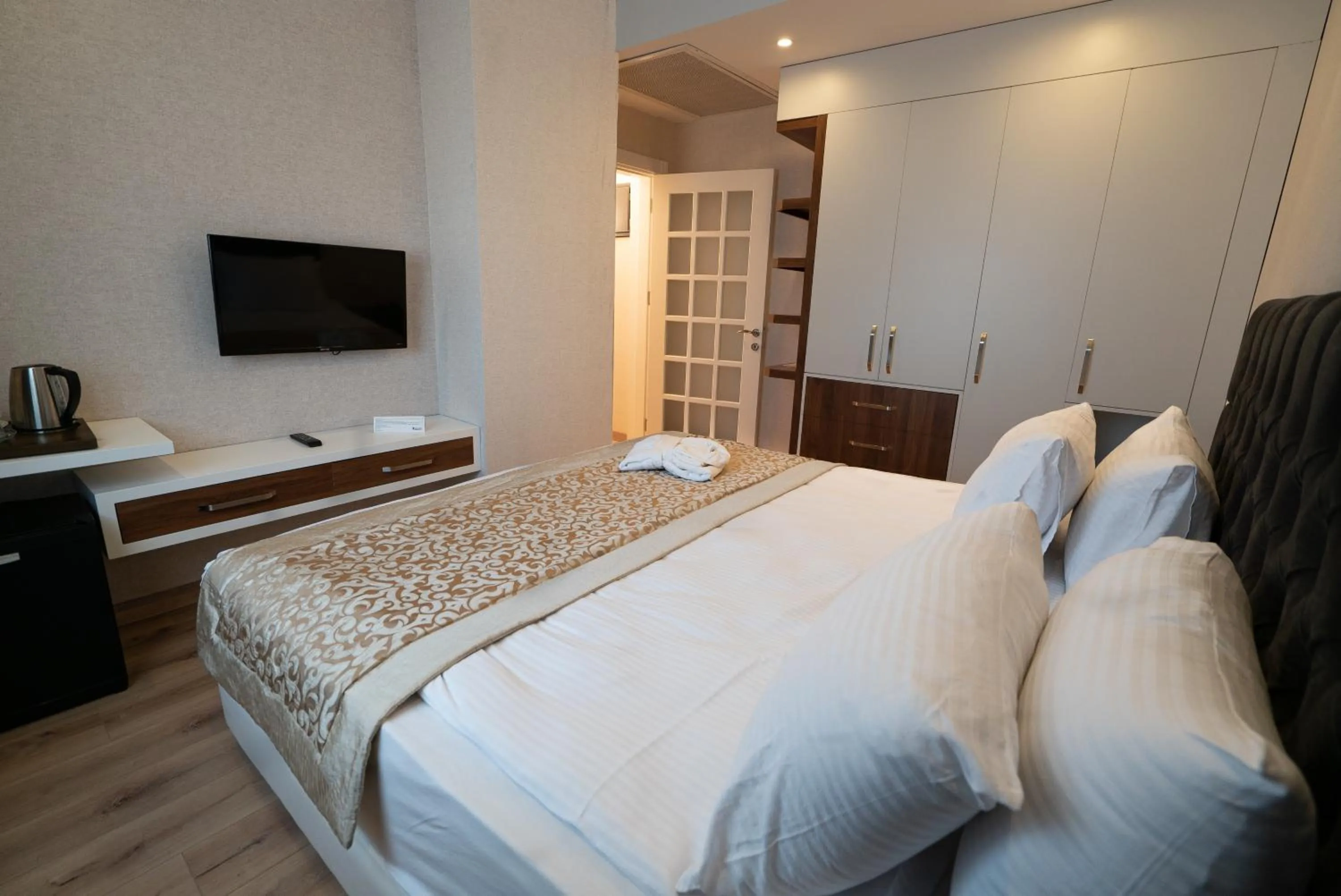 Bedroom, Bed in The Green Park Diyarbakir