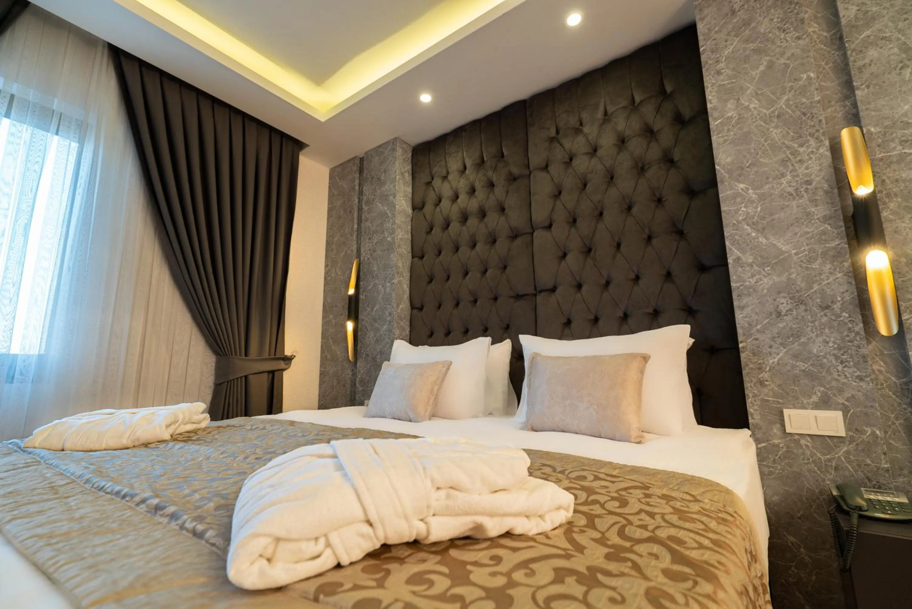 Bed in The Green Park Diyarbakir