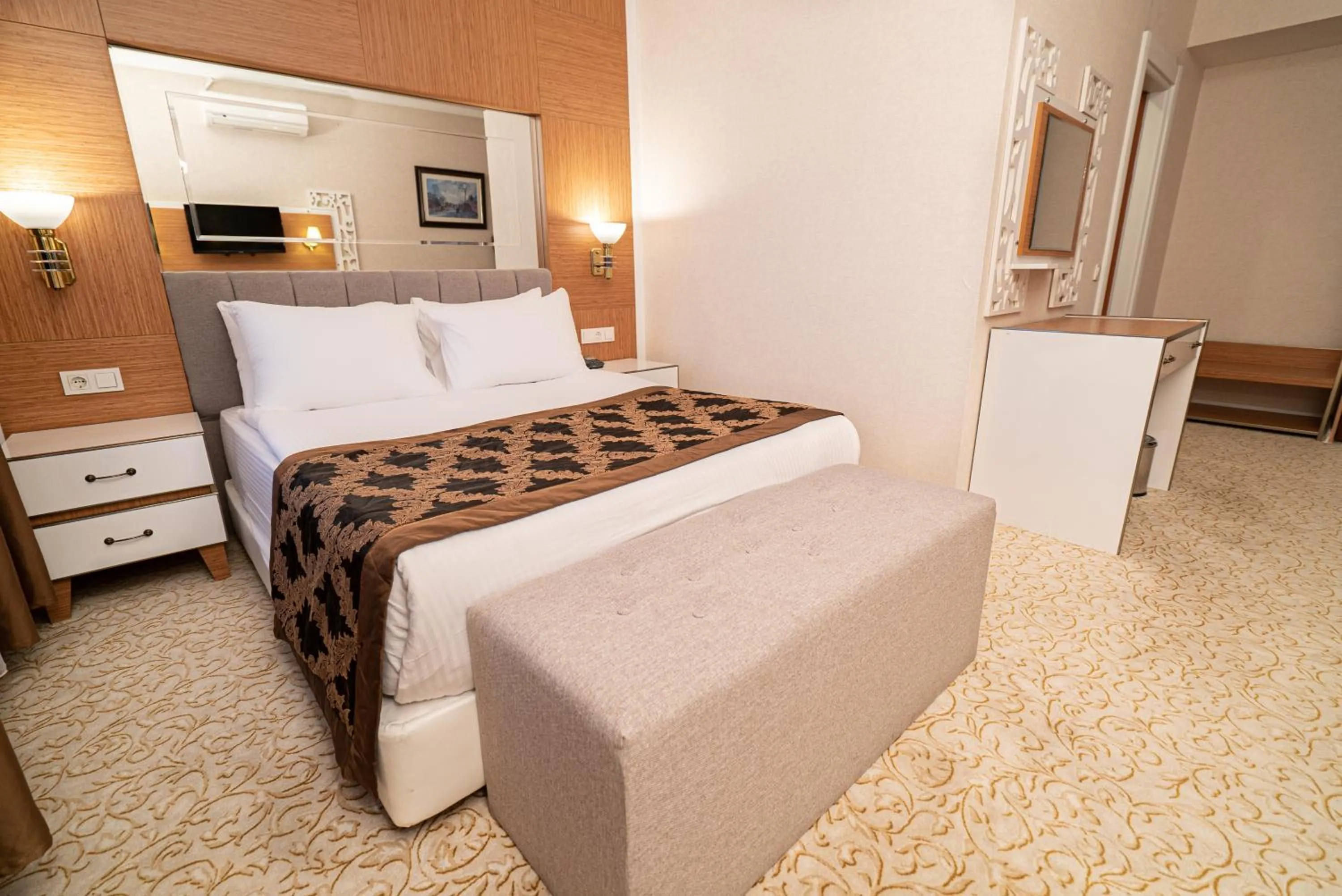 Bedroom, Bed in The Green Park Diyarbakir