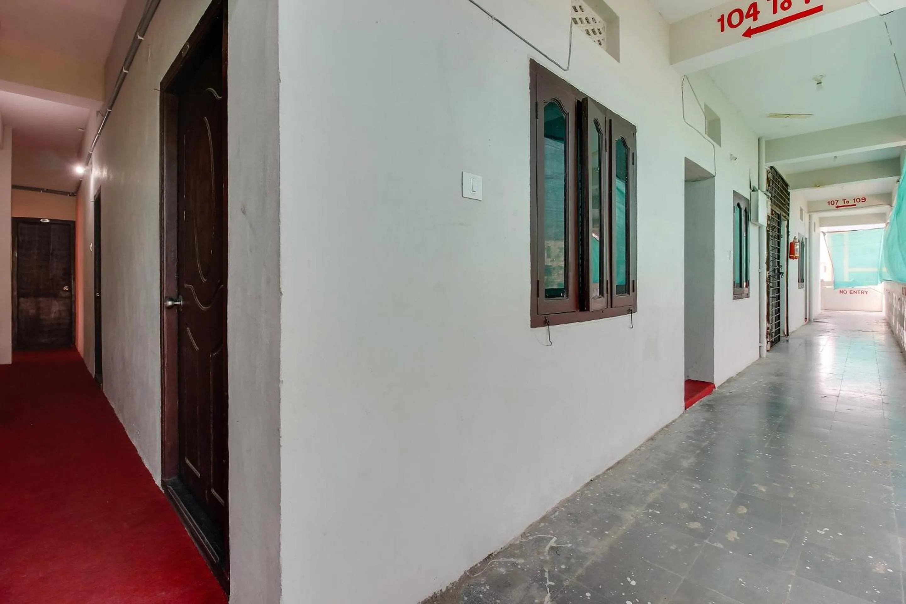 Lobby or reception in SPOT ON by OYO Hotel Chirag's