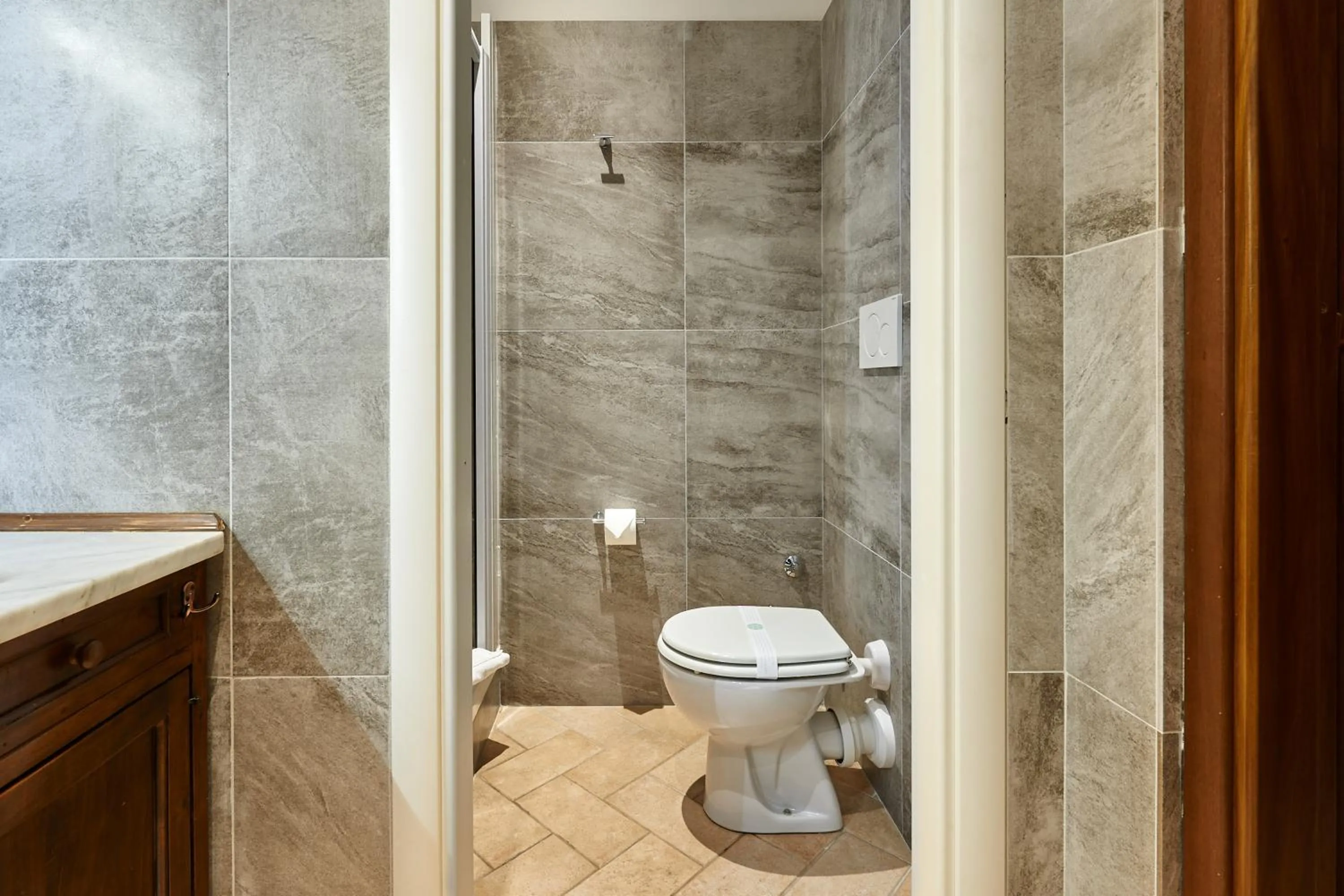 Bathroom in Fabrizio's Rooms