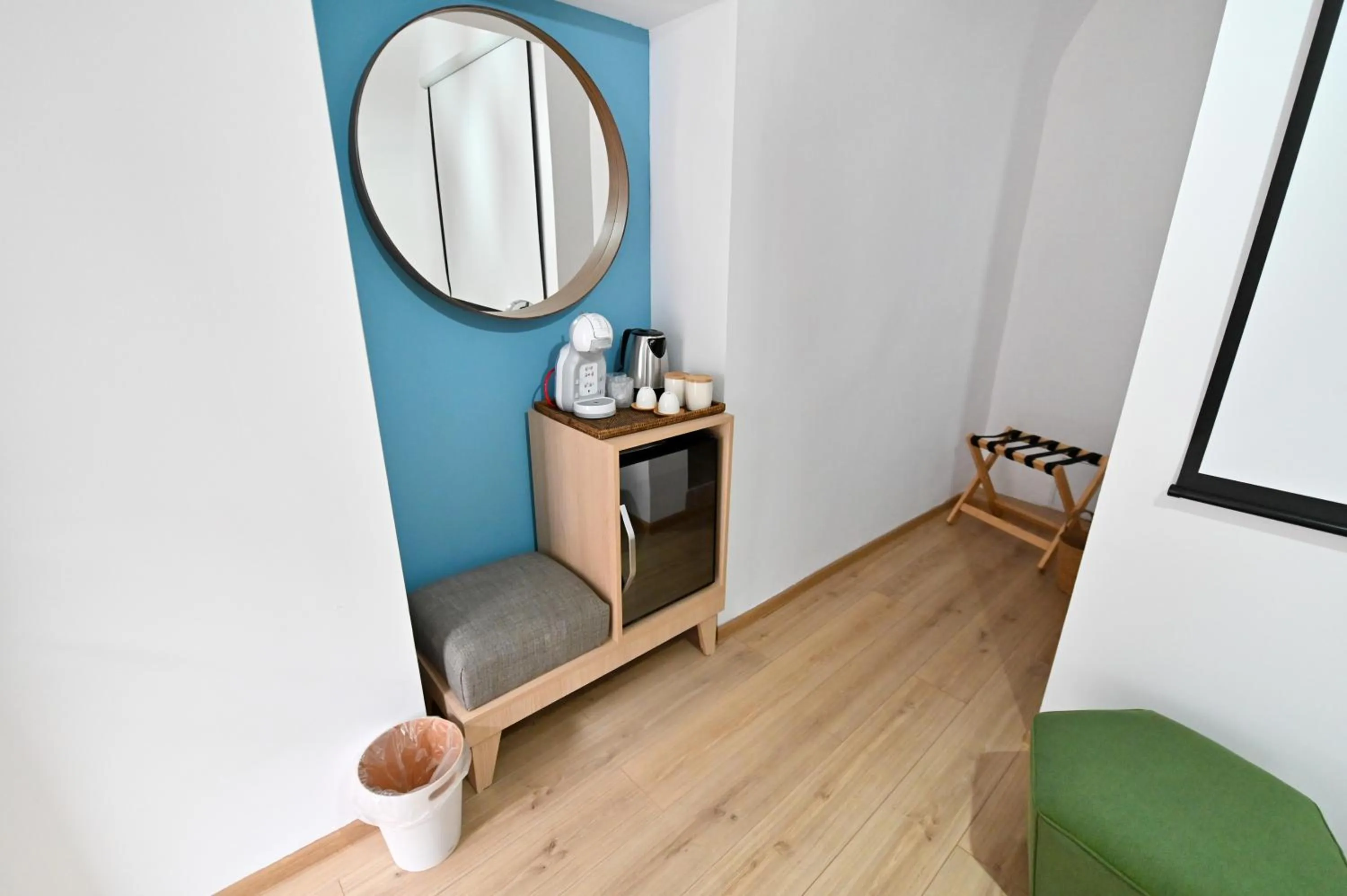 minibar in Althof Apartments