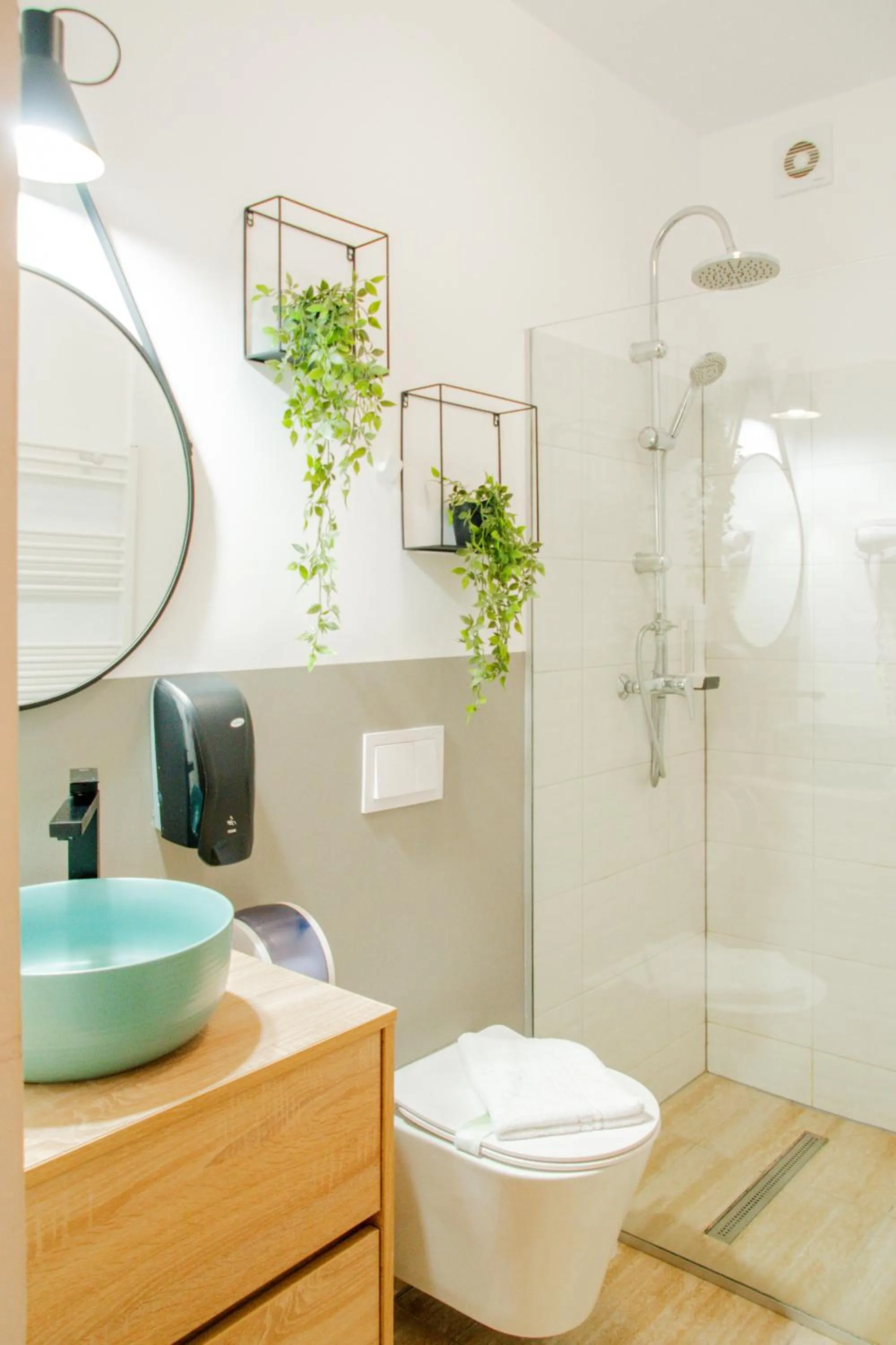 Bathroom in Althof Apartments