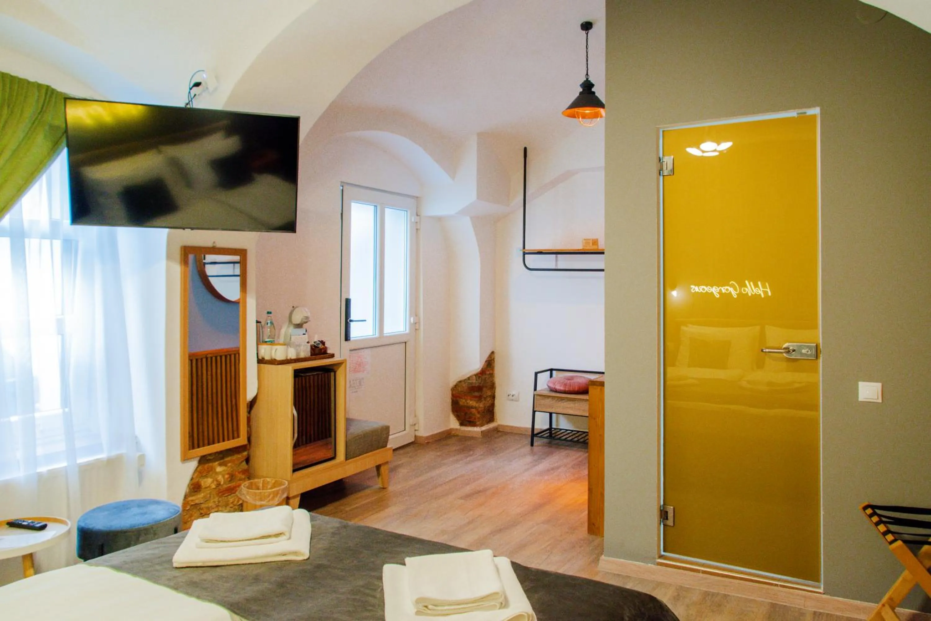 Bed in Althof Apartments