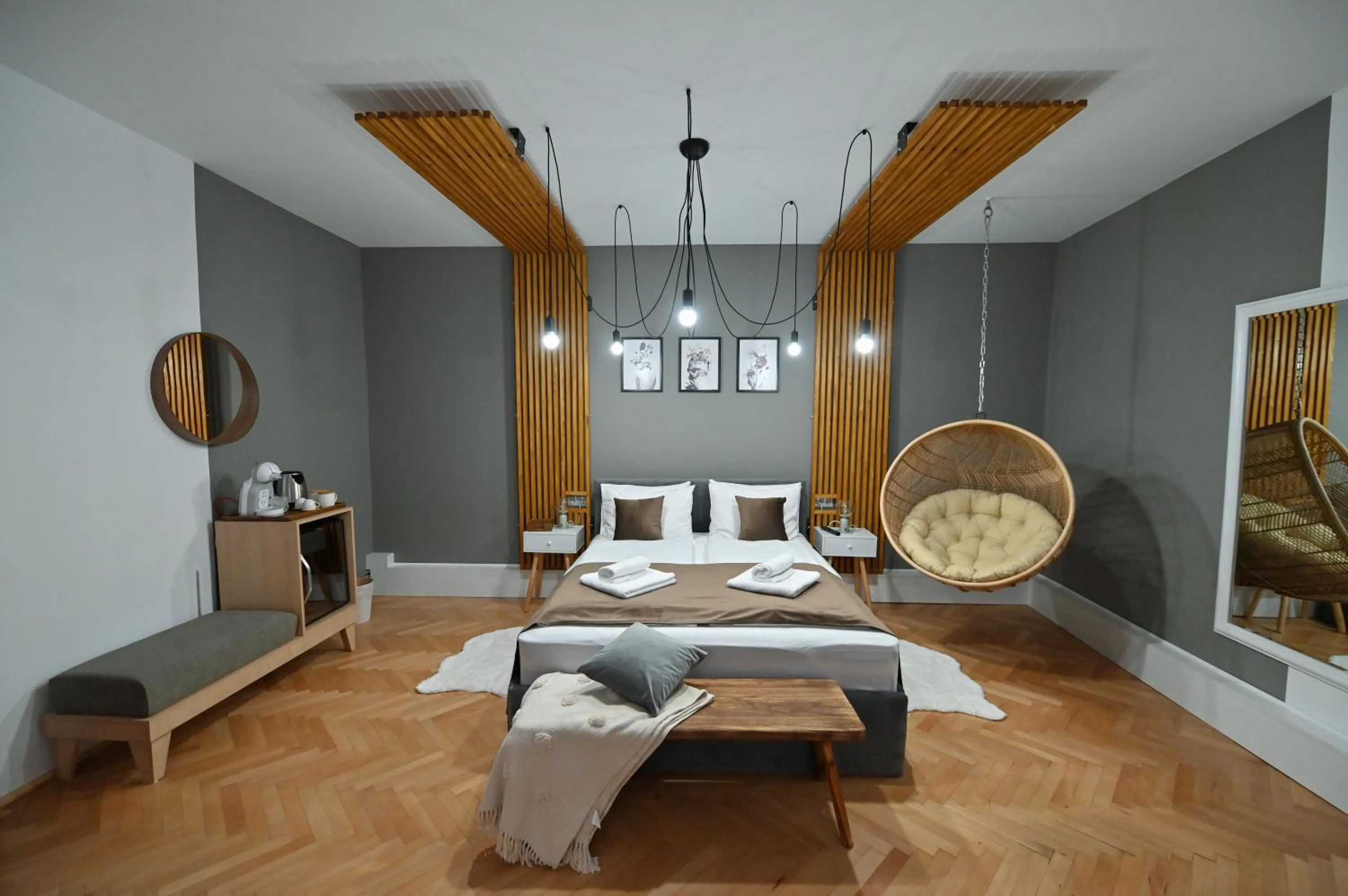 Bed in Althof Apartments