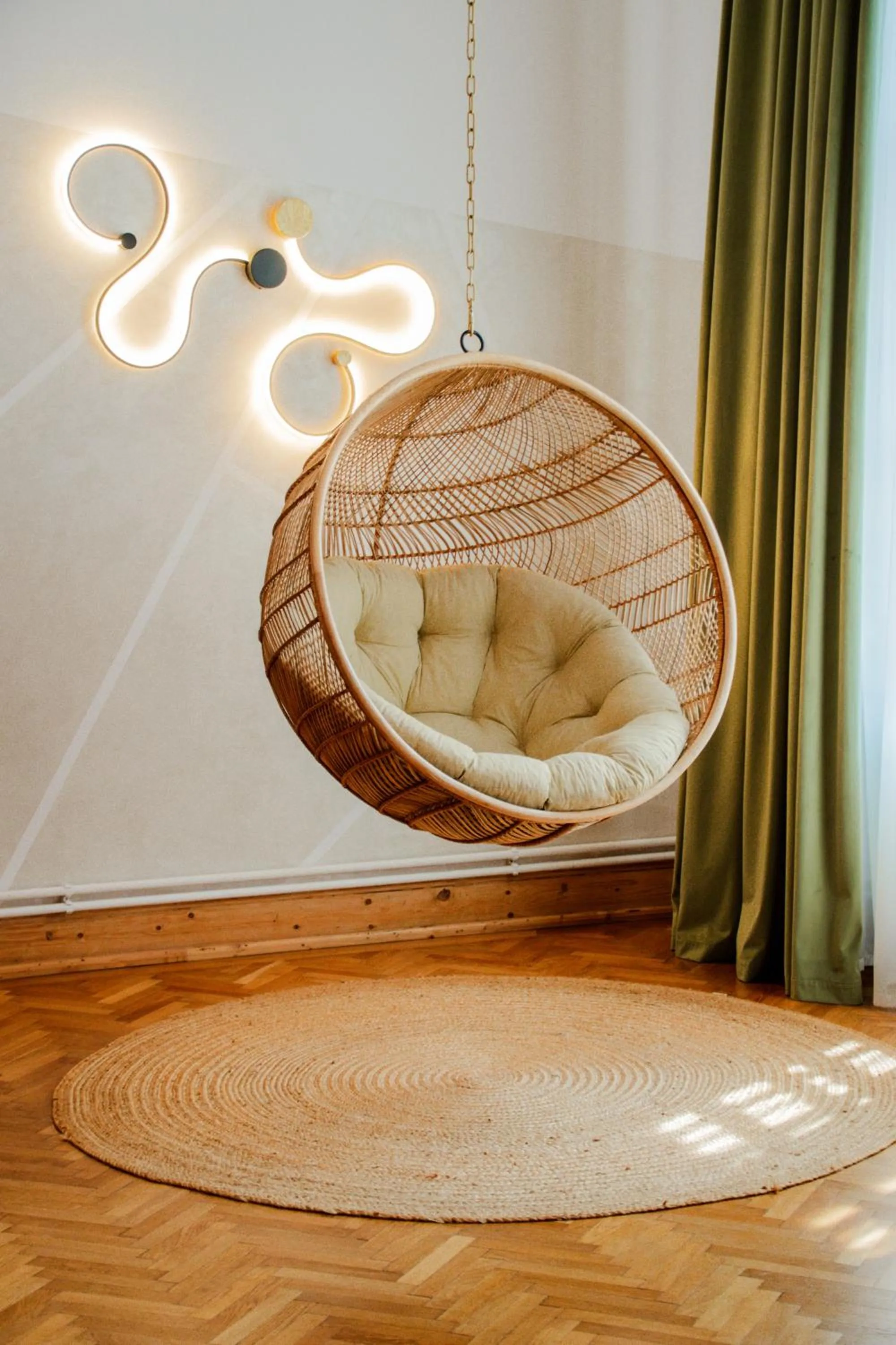 Living room in Althof Apartments