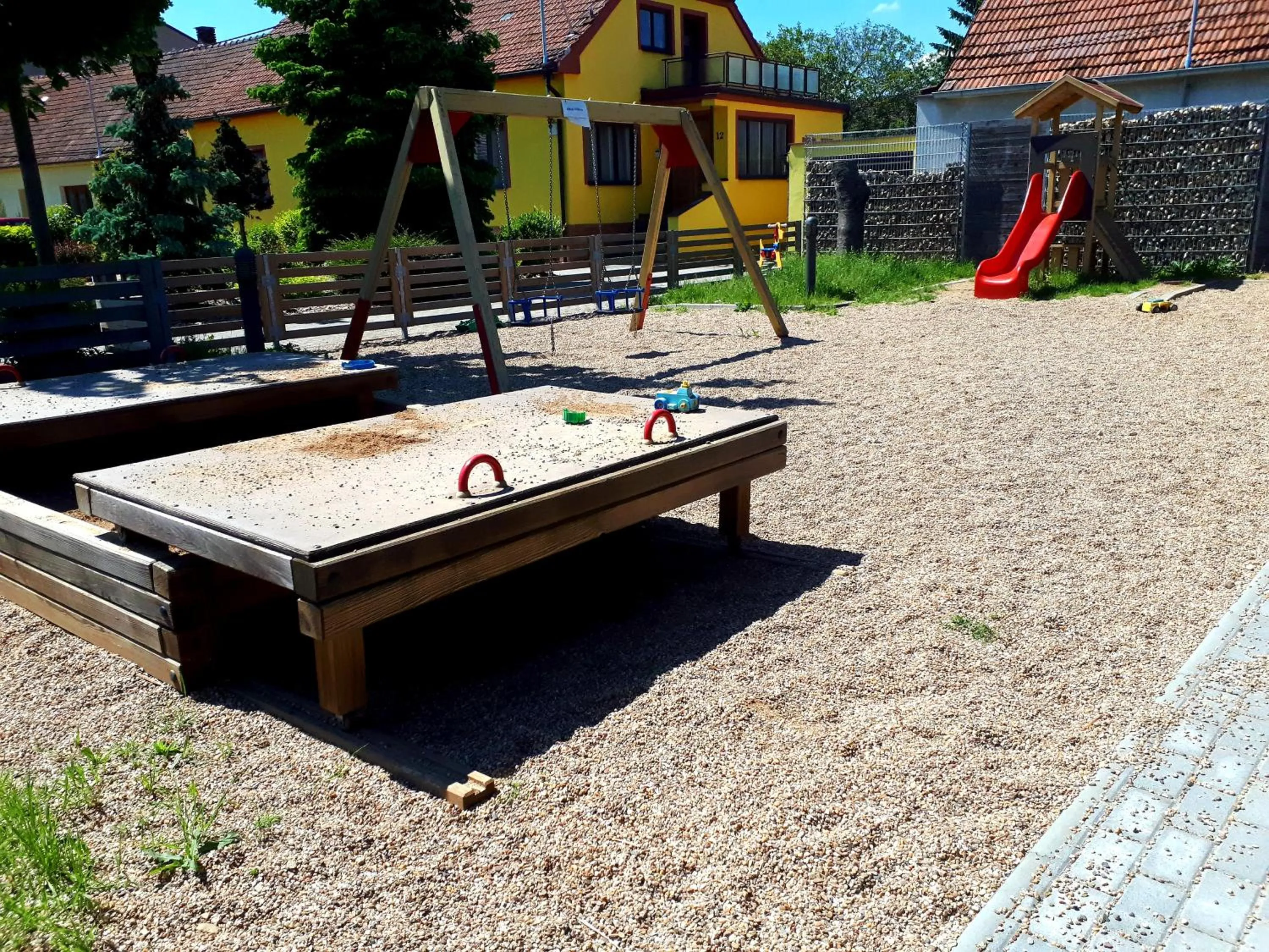 Property building in Hotel Žabčice