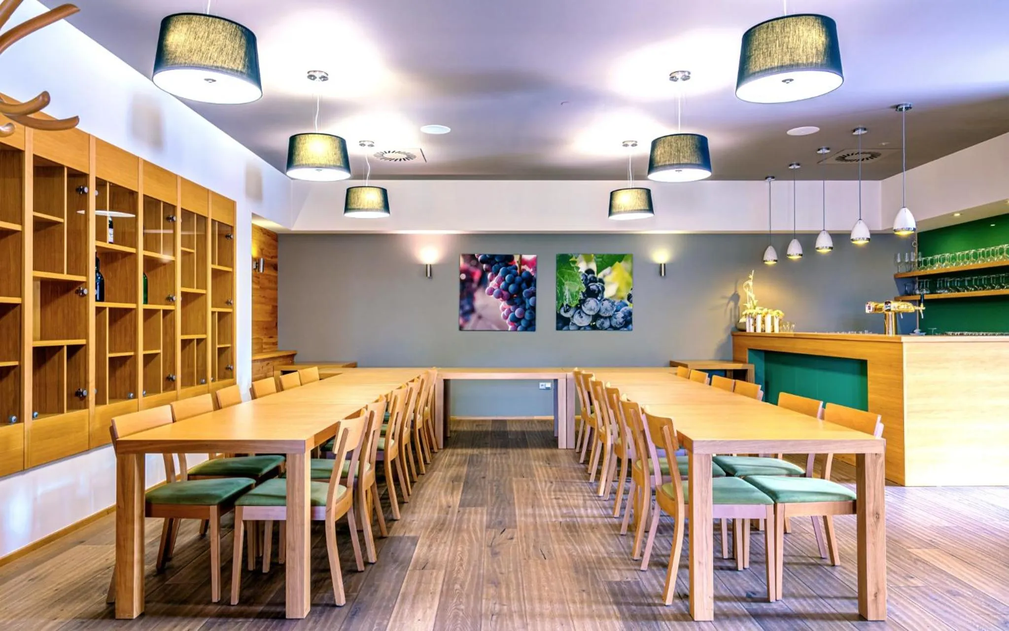 Restaurant/places to eat in Hotel Lidový dům